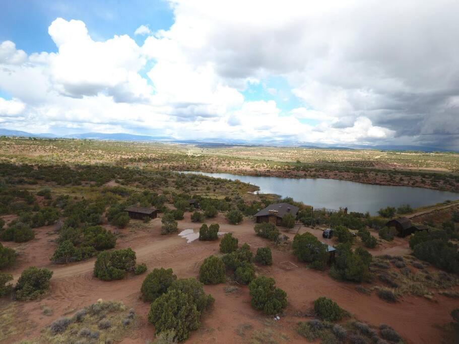 Beautiful Eagle Lodge at Six Lakes Resort photo 5