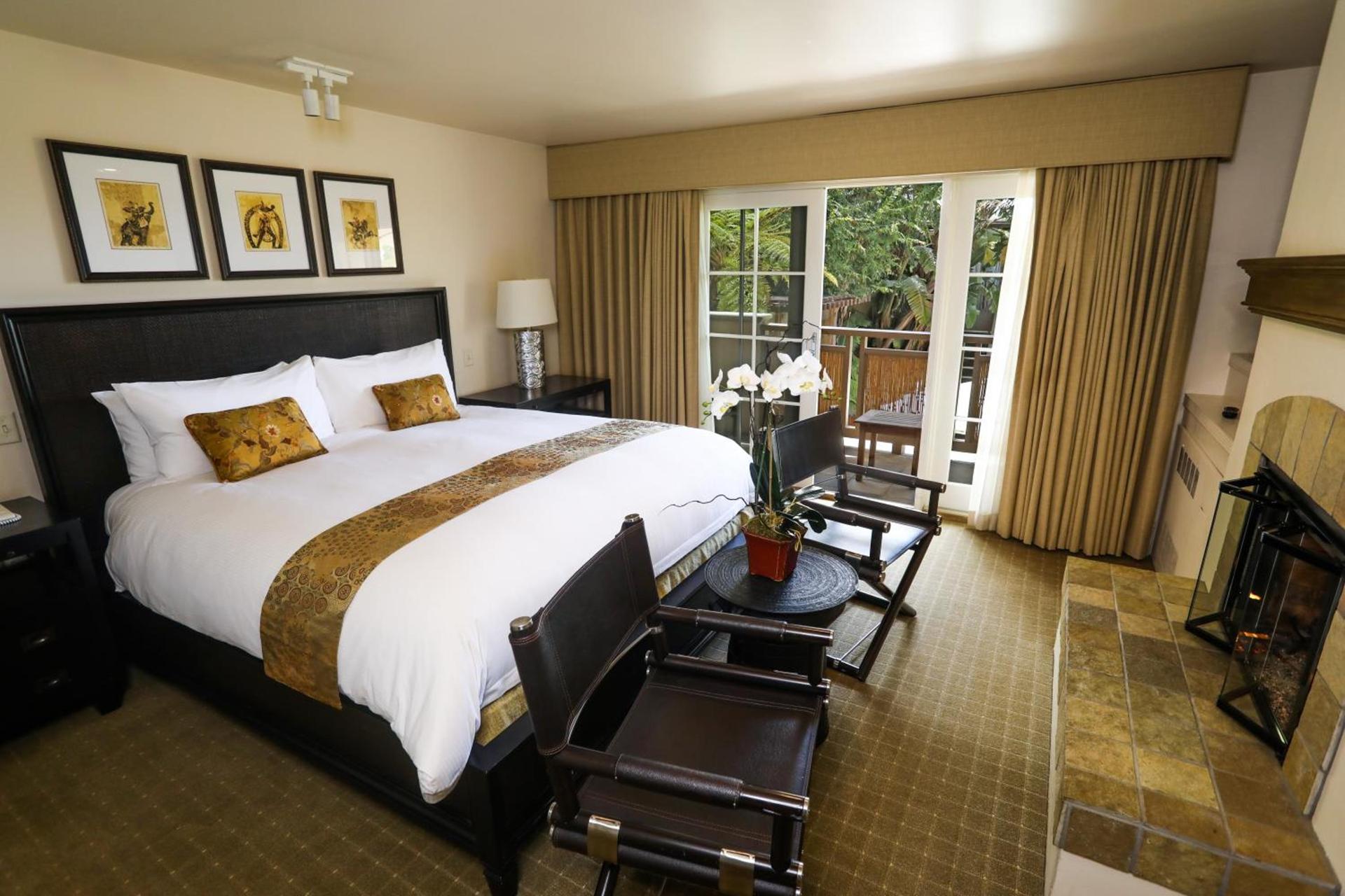 Tradewinds Carmel photo 36