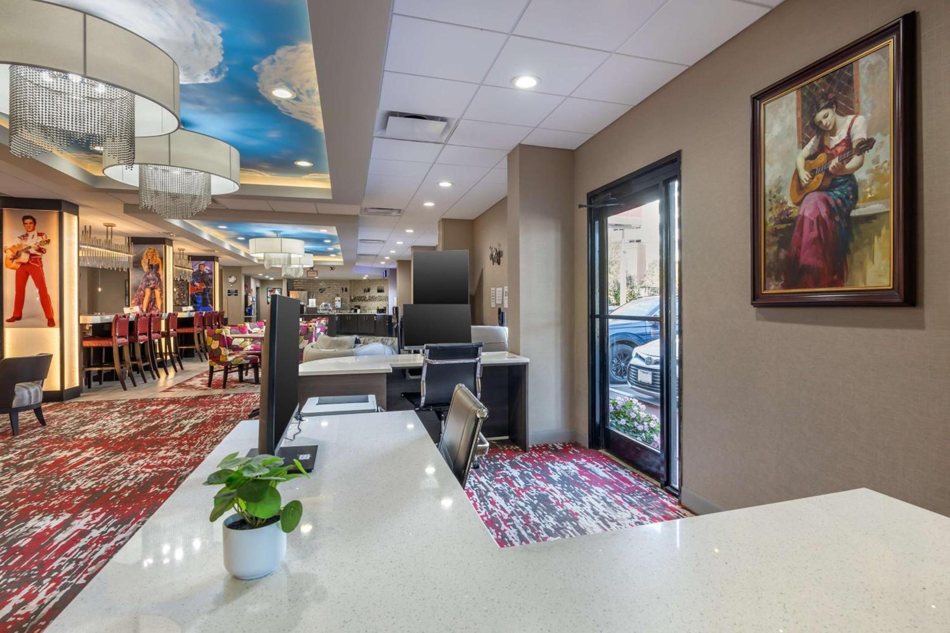 Best Western Downtown PLUS Music Row photo 6