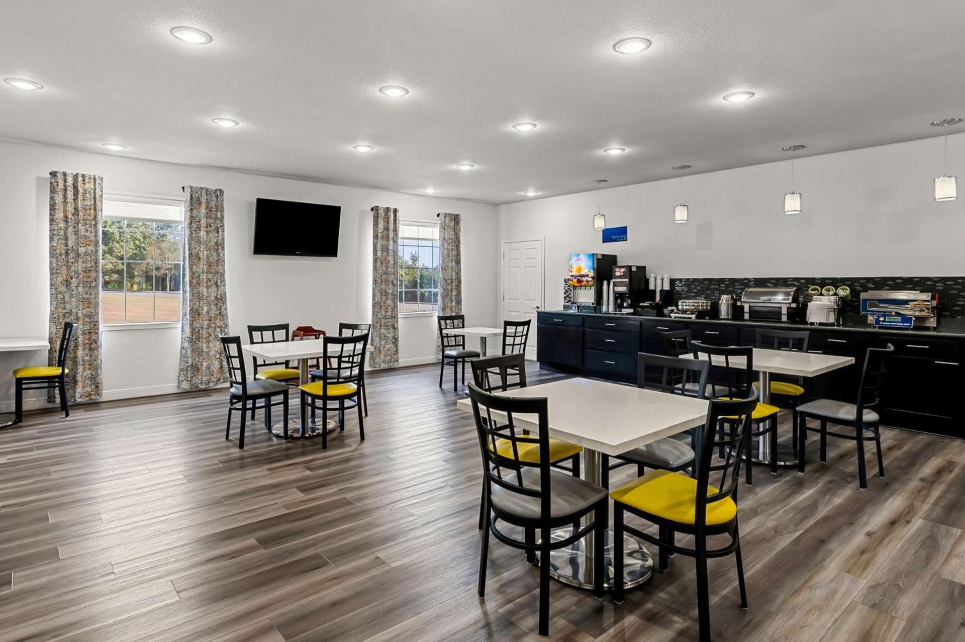 Best Western Sherwood Inn & Suites photo 4