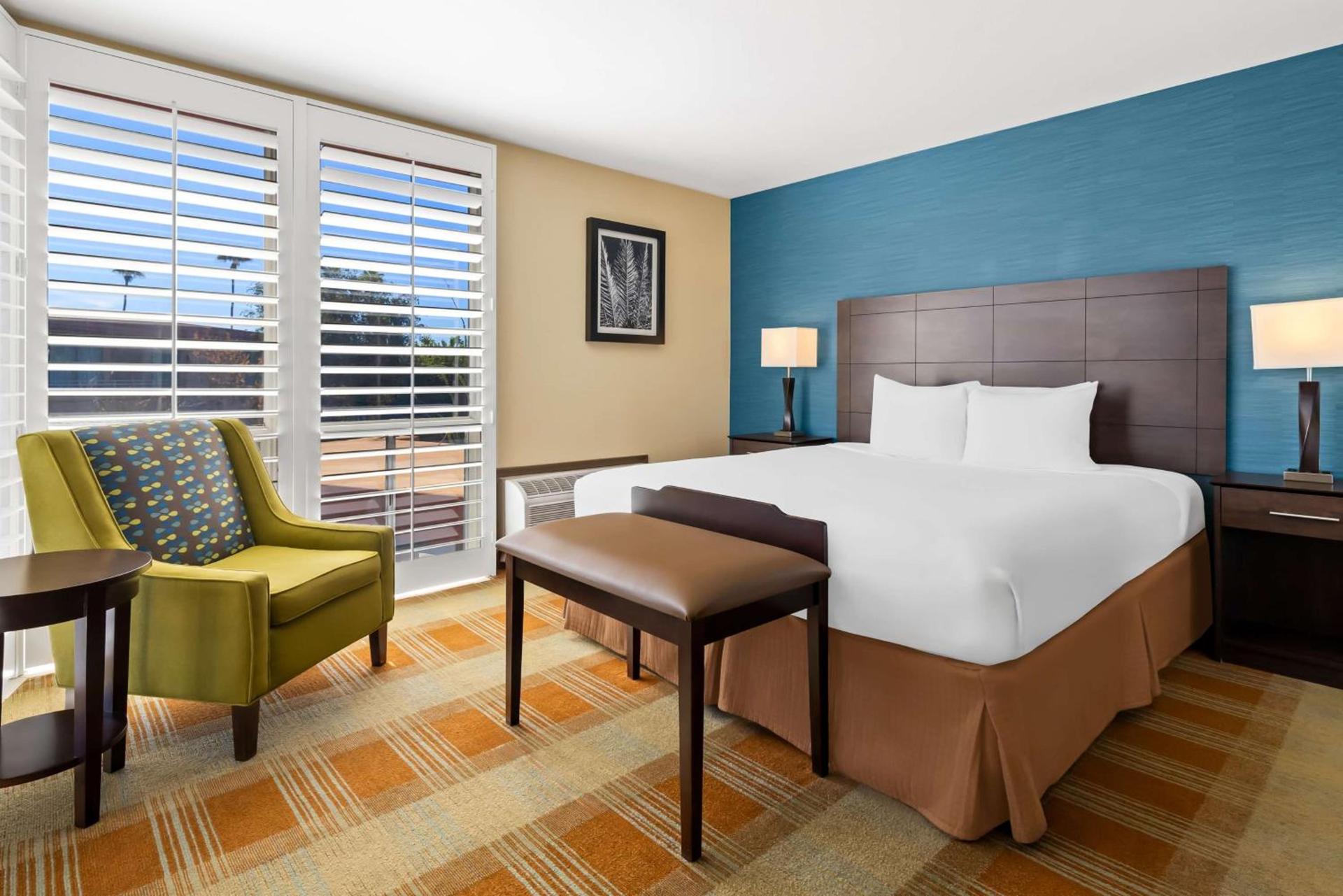 Best Western Date Tree Hotel photo 8
