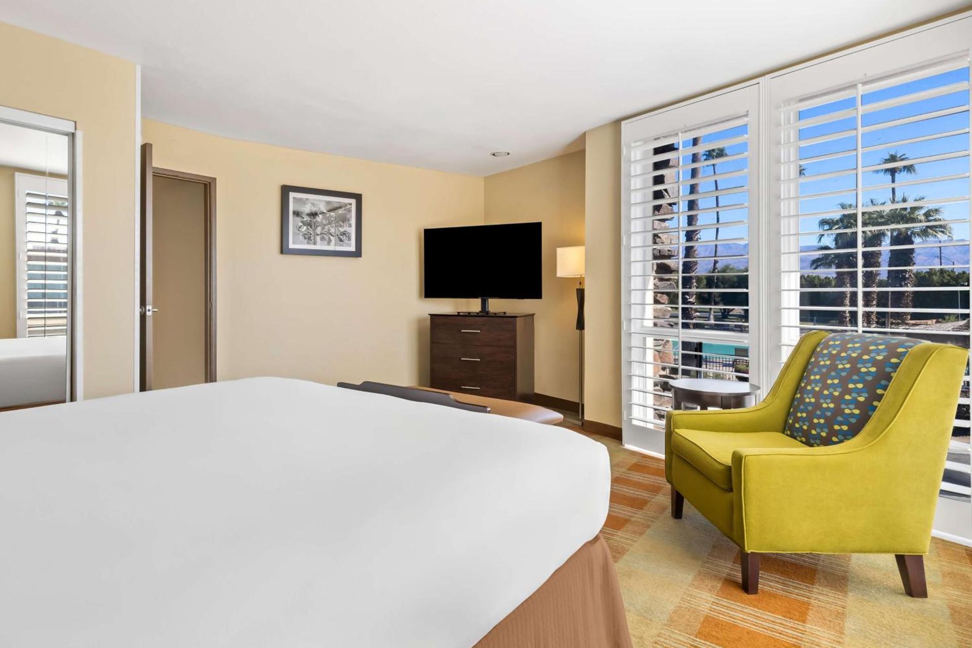 Best Western Date Tree Hotel photo 9