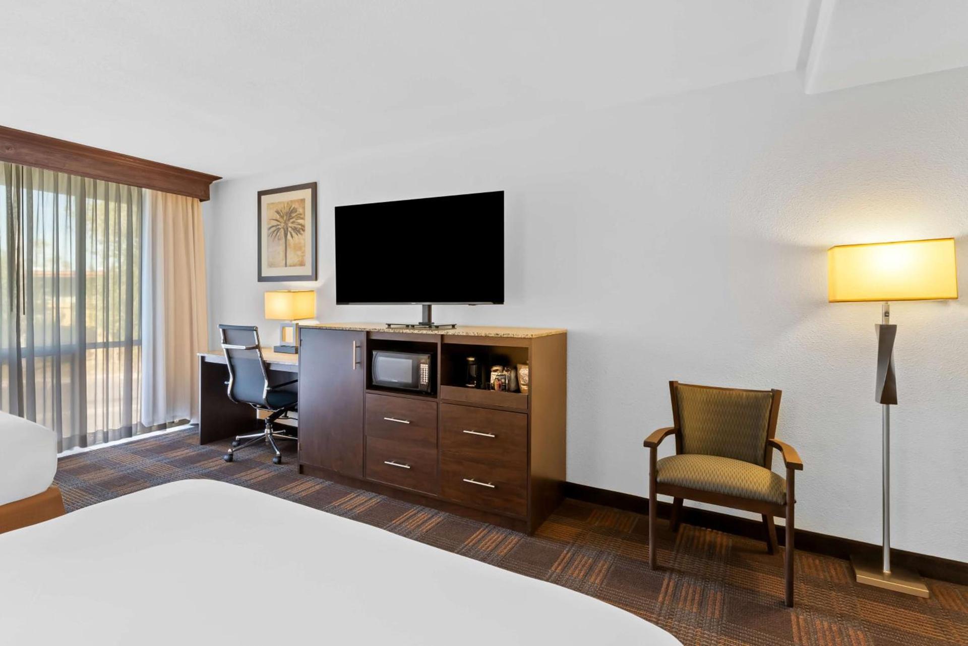 Best Western Date Tree Hotel photo 27