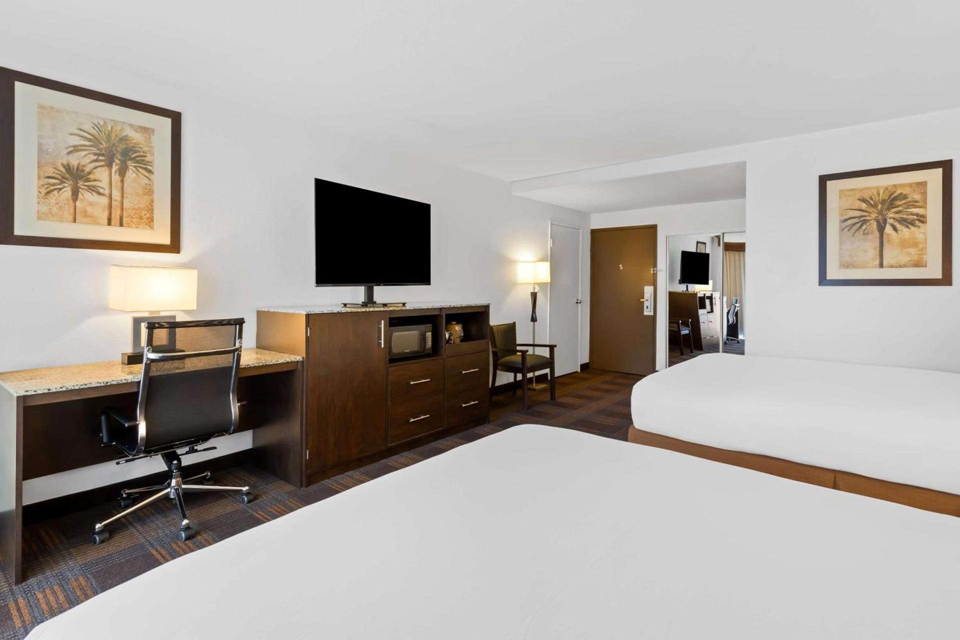 Best Western Date Tree Hotel photo 30