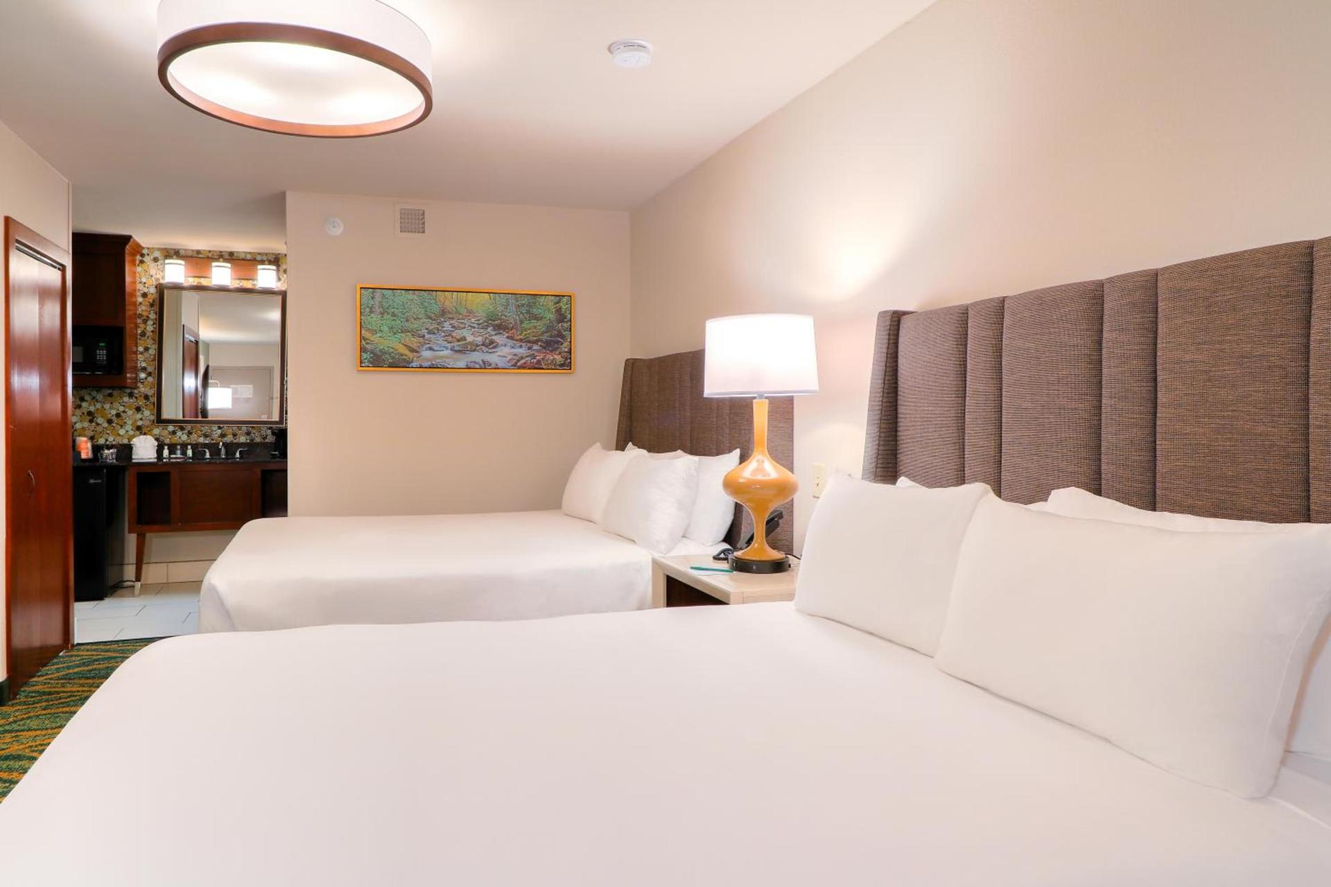 Quality Inn Near the Island Pigeon Forge photo 59