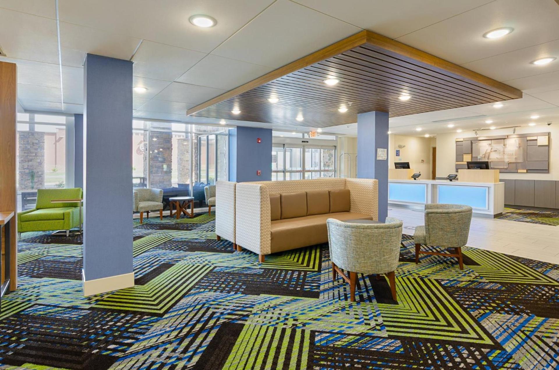 Holiday Inn Express & Suites - Abingdon by IHG photo 16