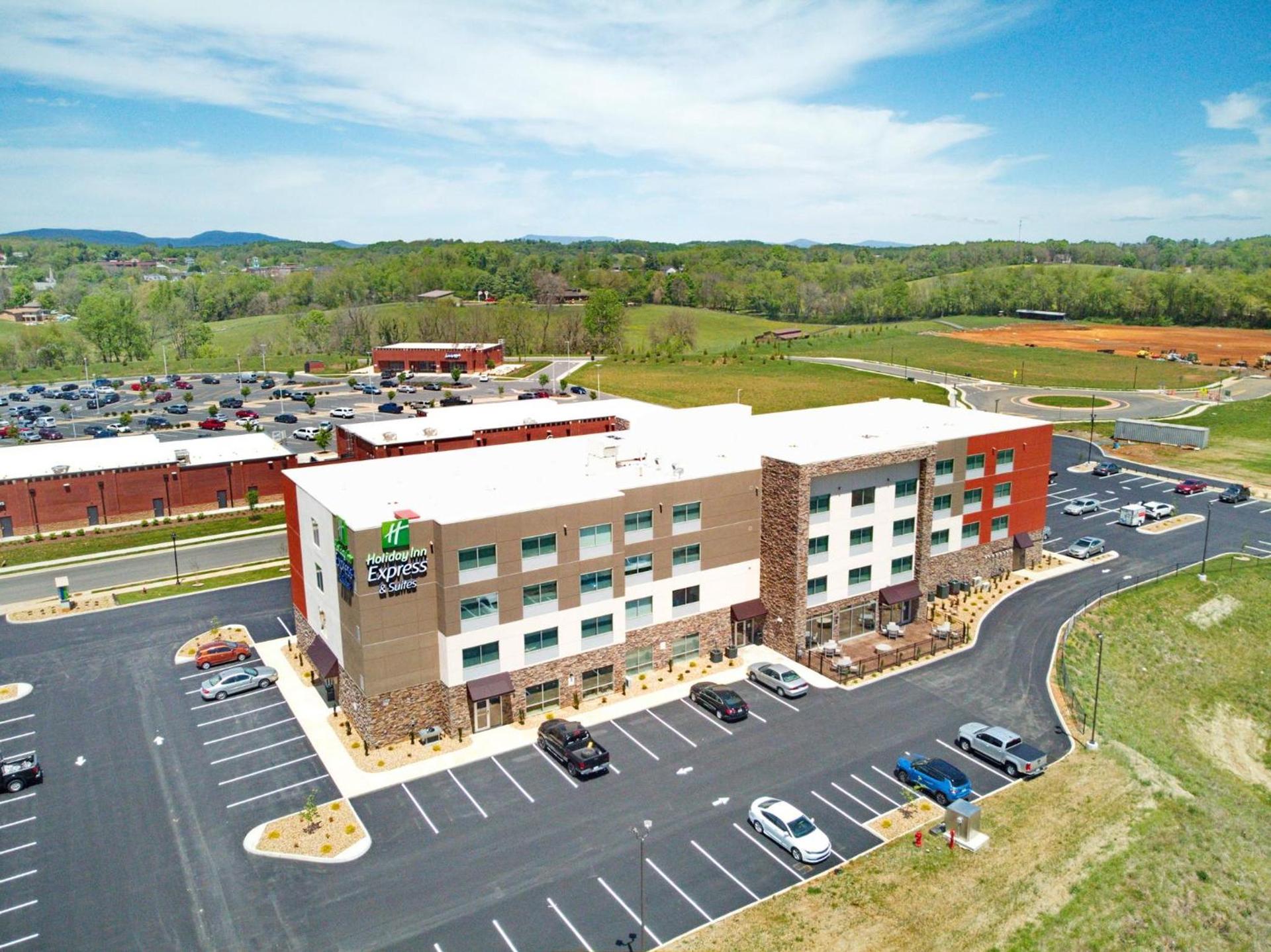 Holiday Inn Express & Suites - Abingdon by IHG photo 21