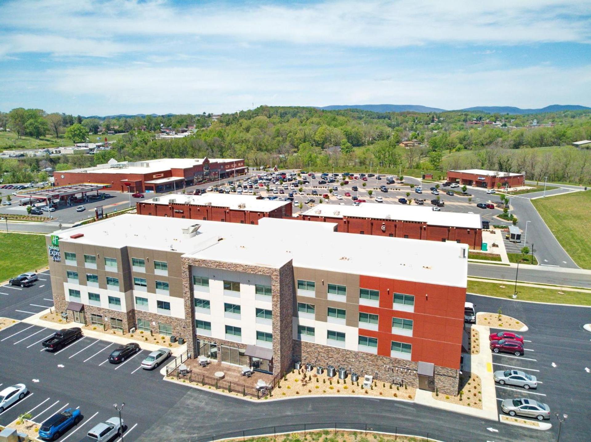 Holiday Inn Express & Suites - Abingdon by IHG photo 29