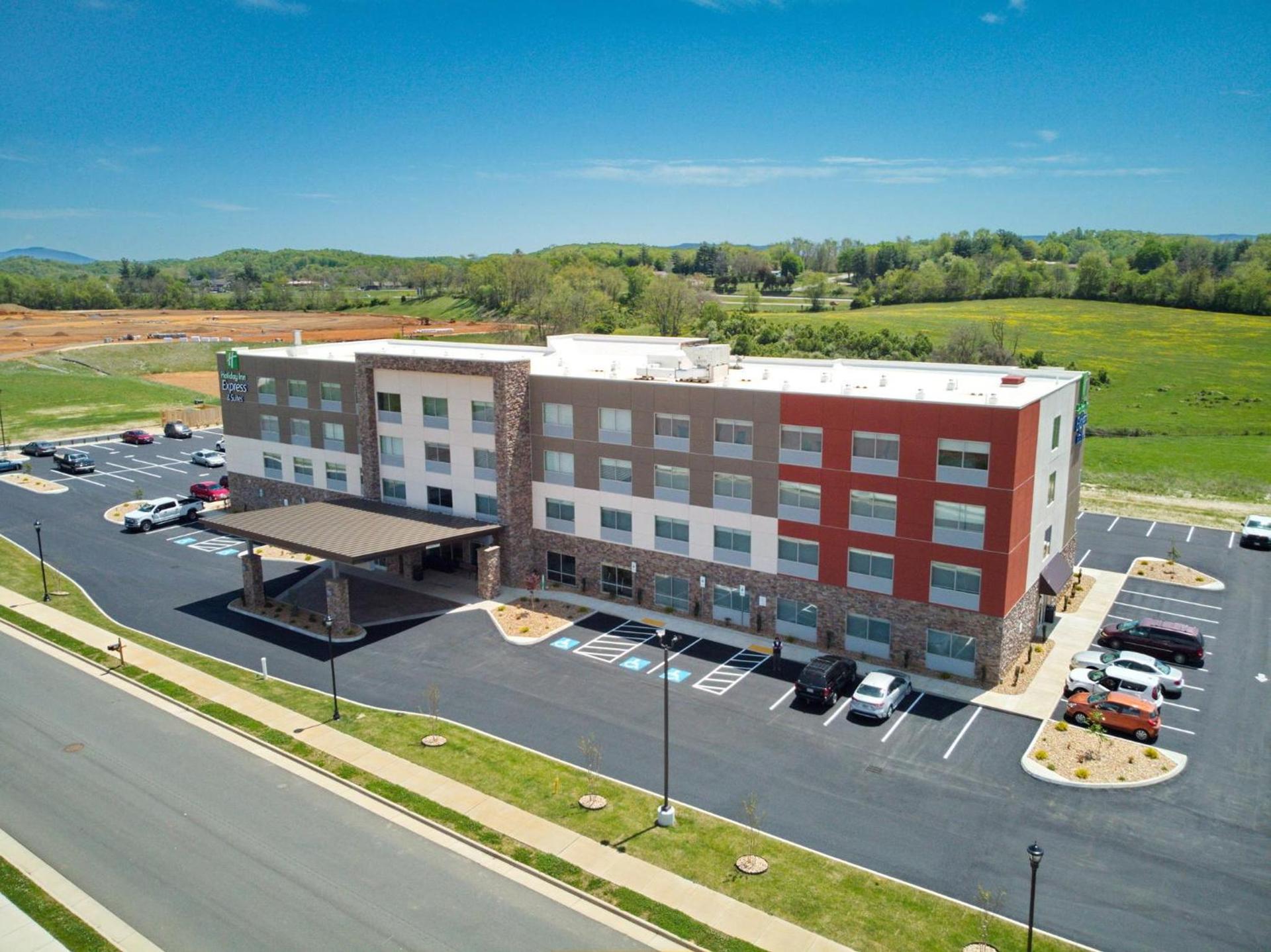 Holiday Inn Express & Suites - Abingdon by IHG photo 30