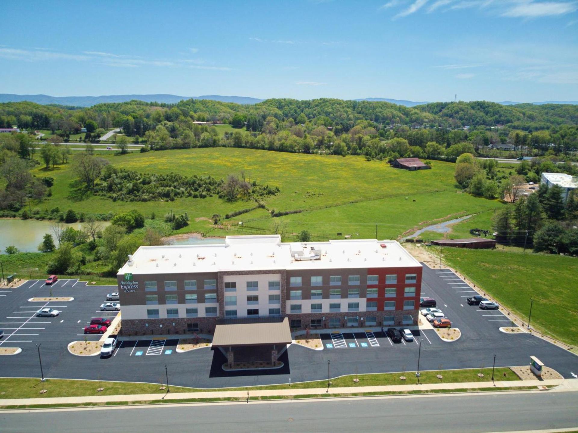 Holiday Inn Express & Suites - Abingdon by IHG photo 31