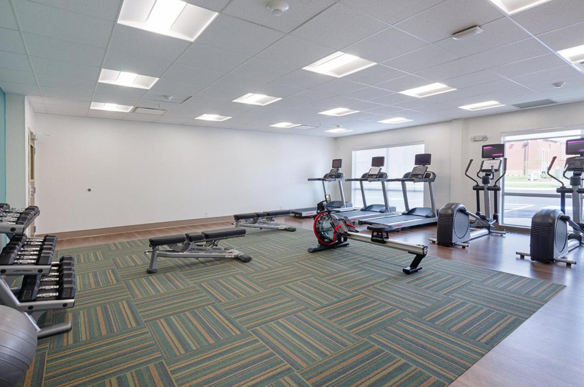Holiday Inn Express & Suites - Abingdon by IHG photo 46