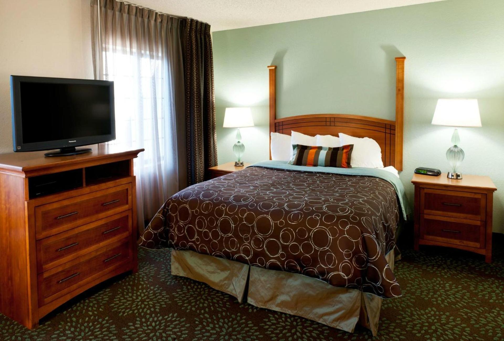 Staybridge Suites Minneapolis-Maple Grove by IHG photo 23