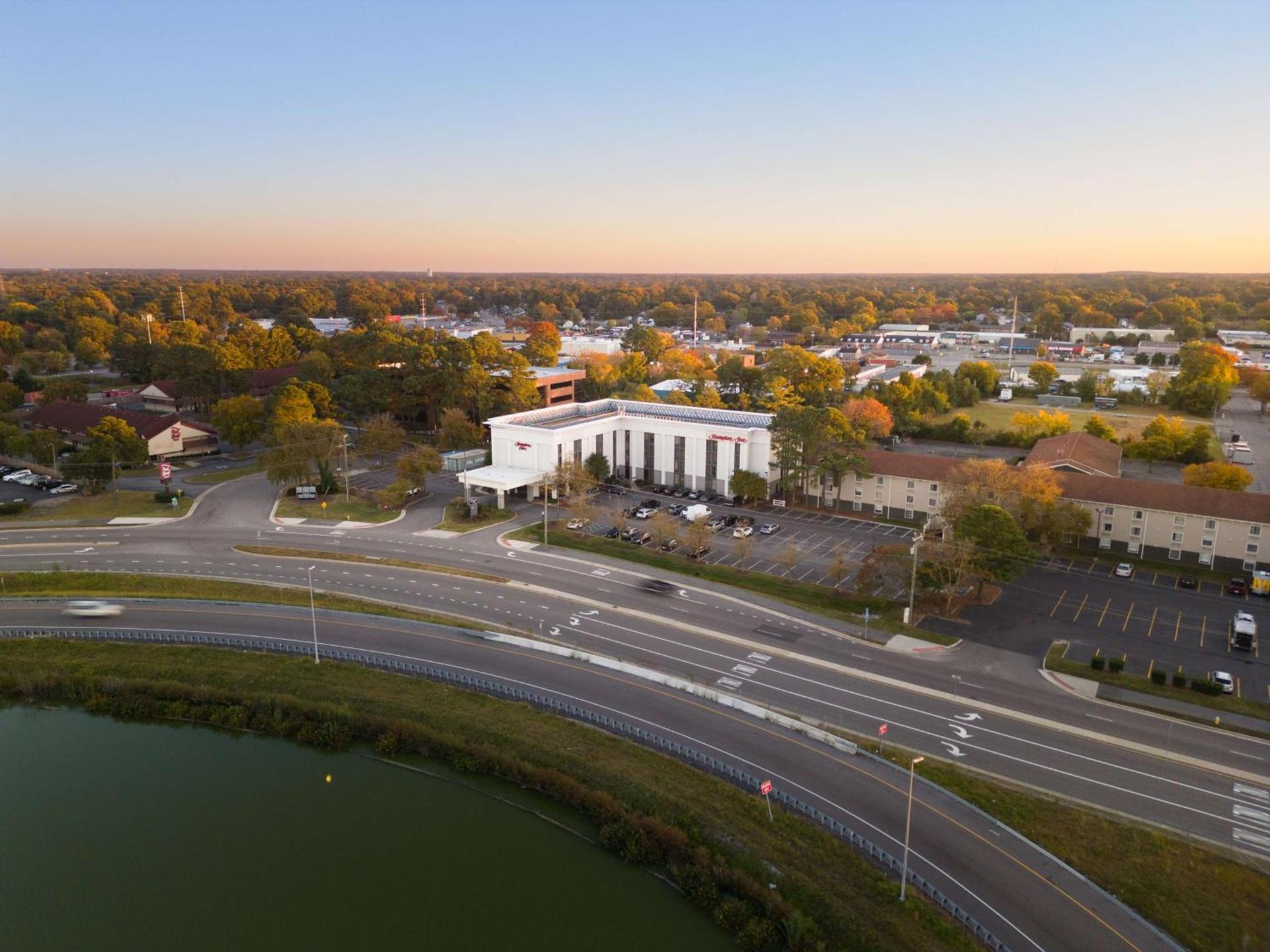 Hampton Inn Norfolk/Virginia Beach photo 2