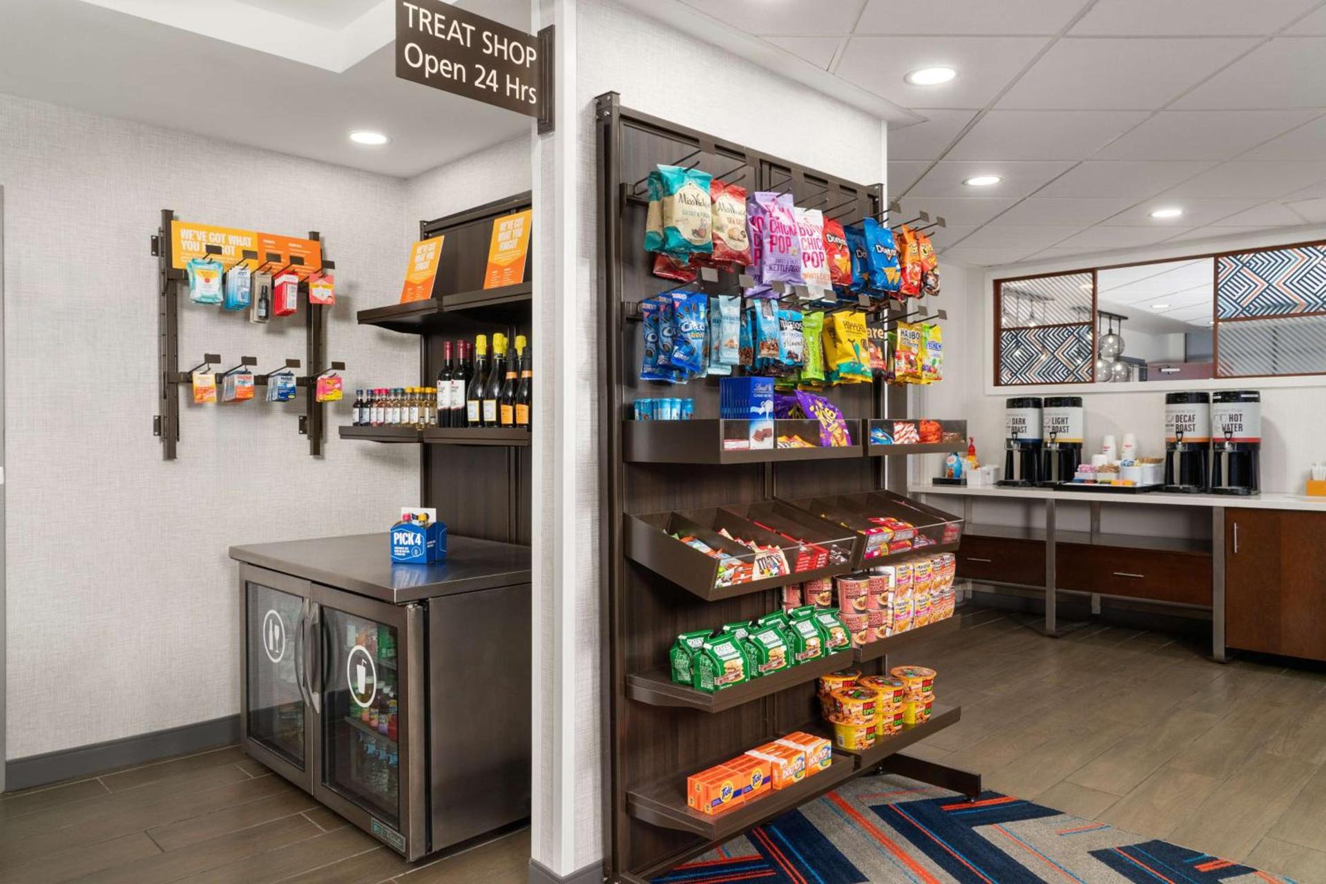 Hampton Inn Norfolk/Virginia Beach photo 16