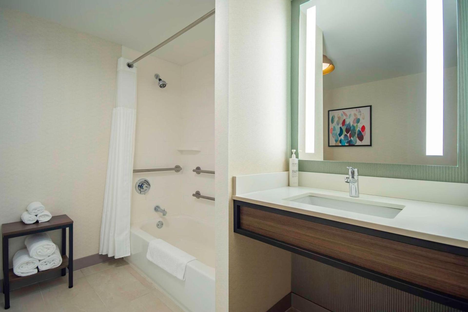 Hilton Garden Inn Danbury photo 27