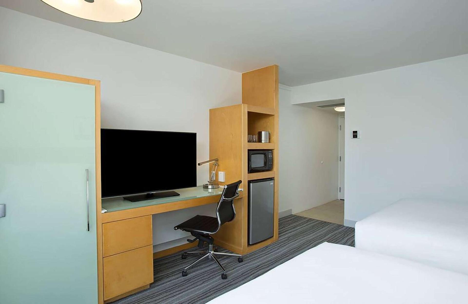 Grand Naniloa Hotel, a Doubletree by Hilton photo 26