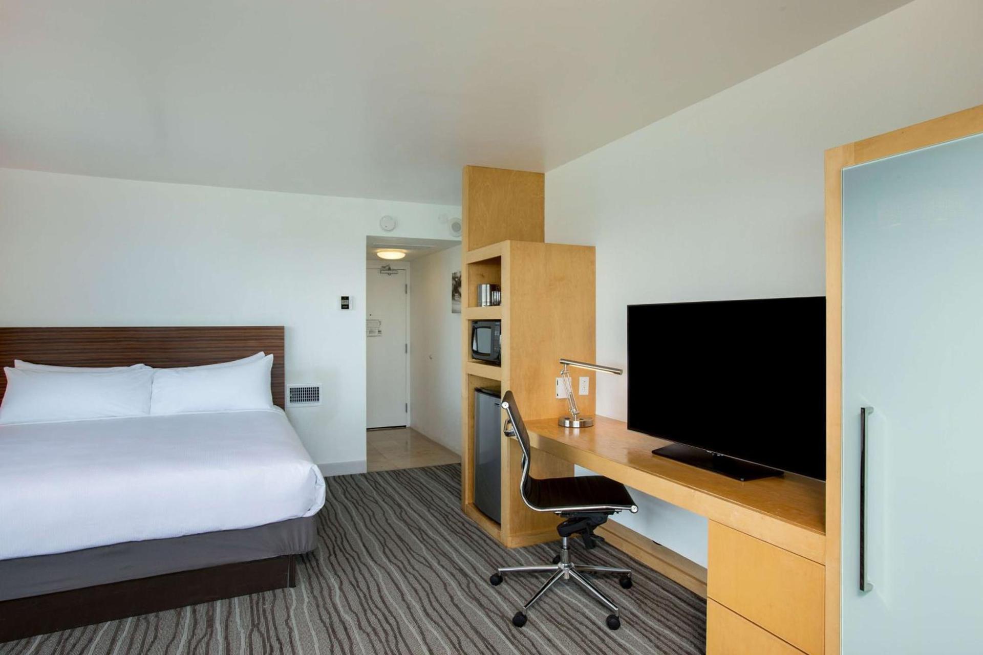 Grand Naniloa Hotel, a Doubletree by Hilton photo 27