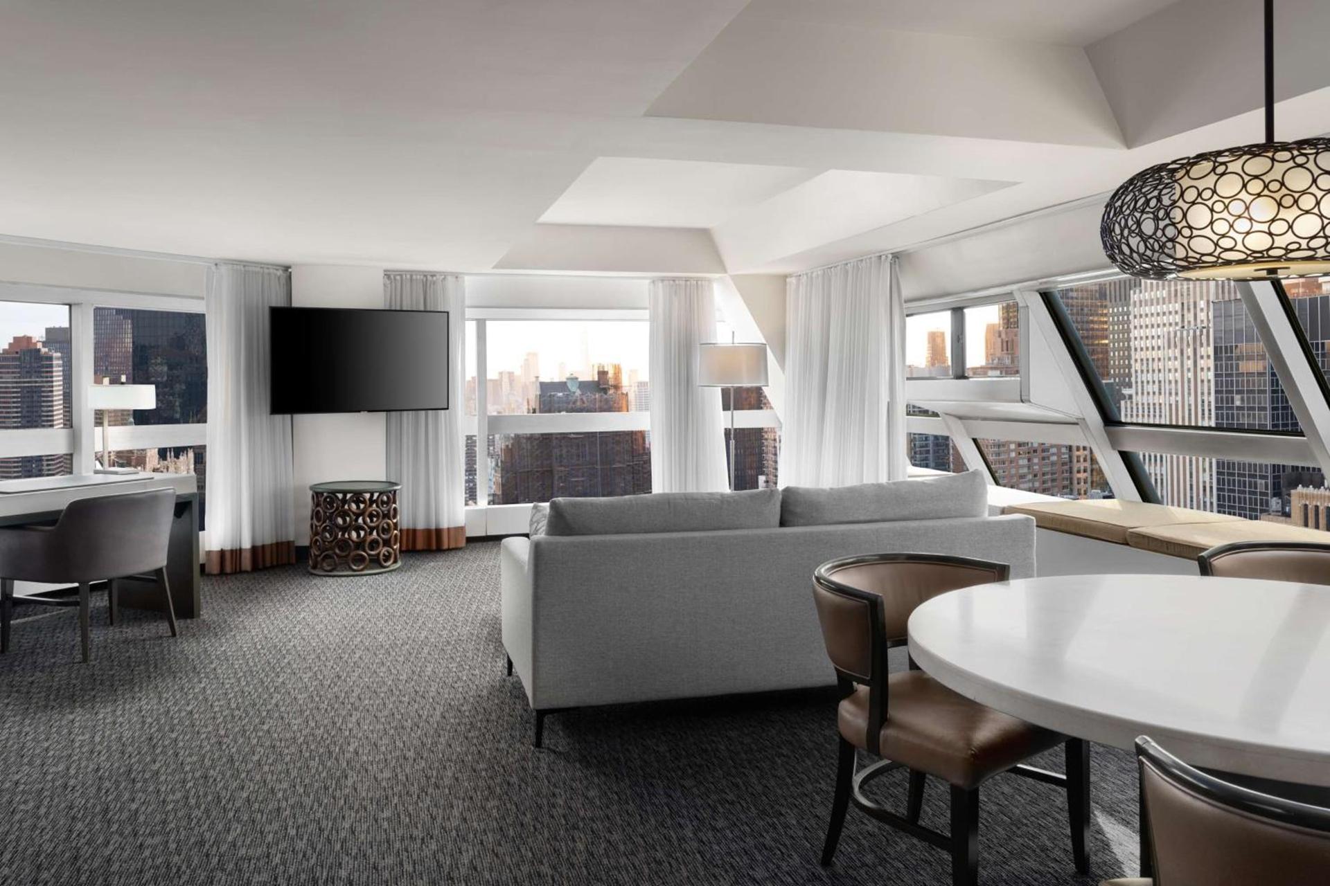 Millennium Hilton New York One UN Plaza photo 95