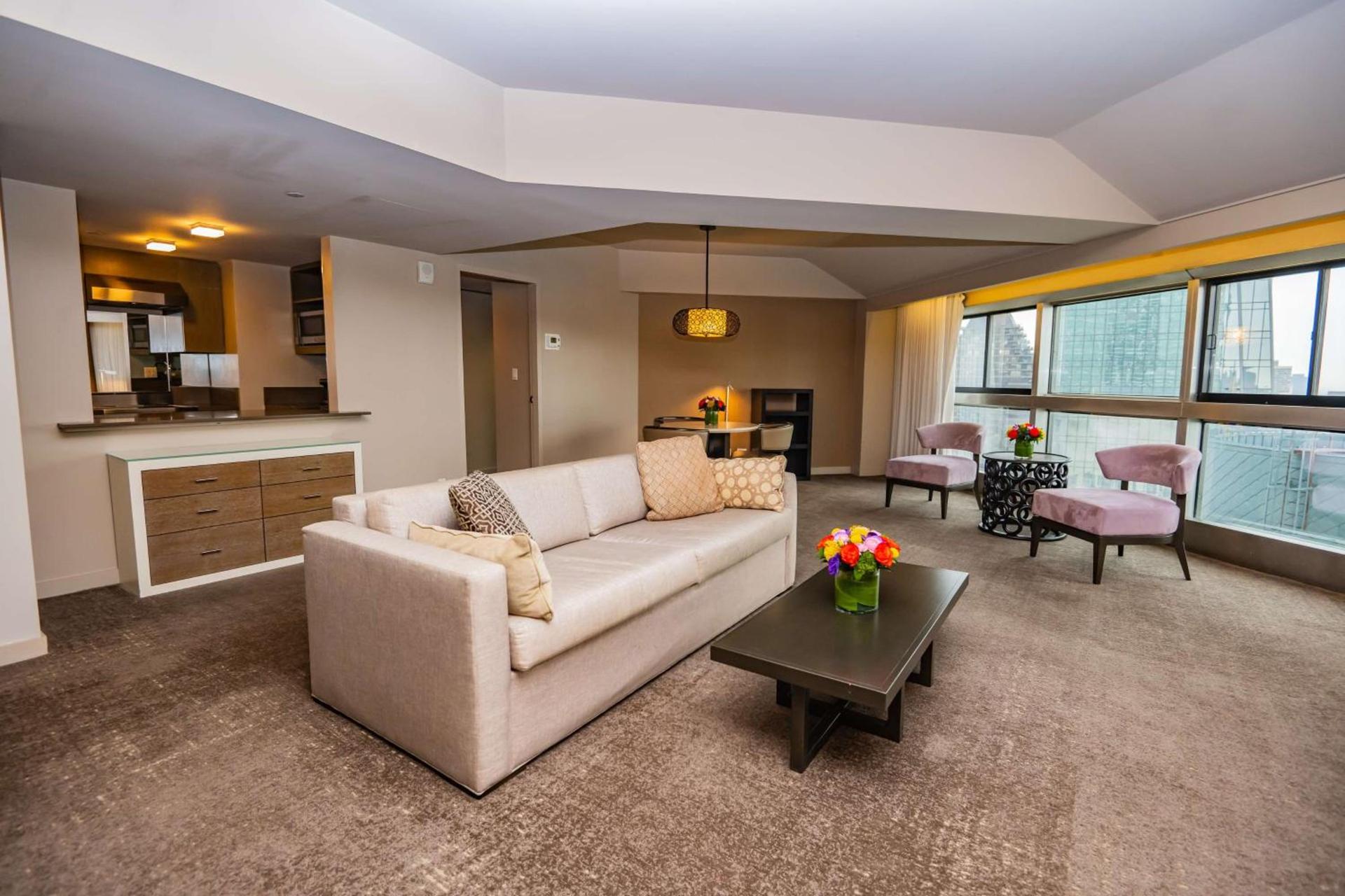 Millennium Hilton New York One UN Plaza photo 96