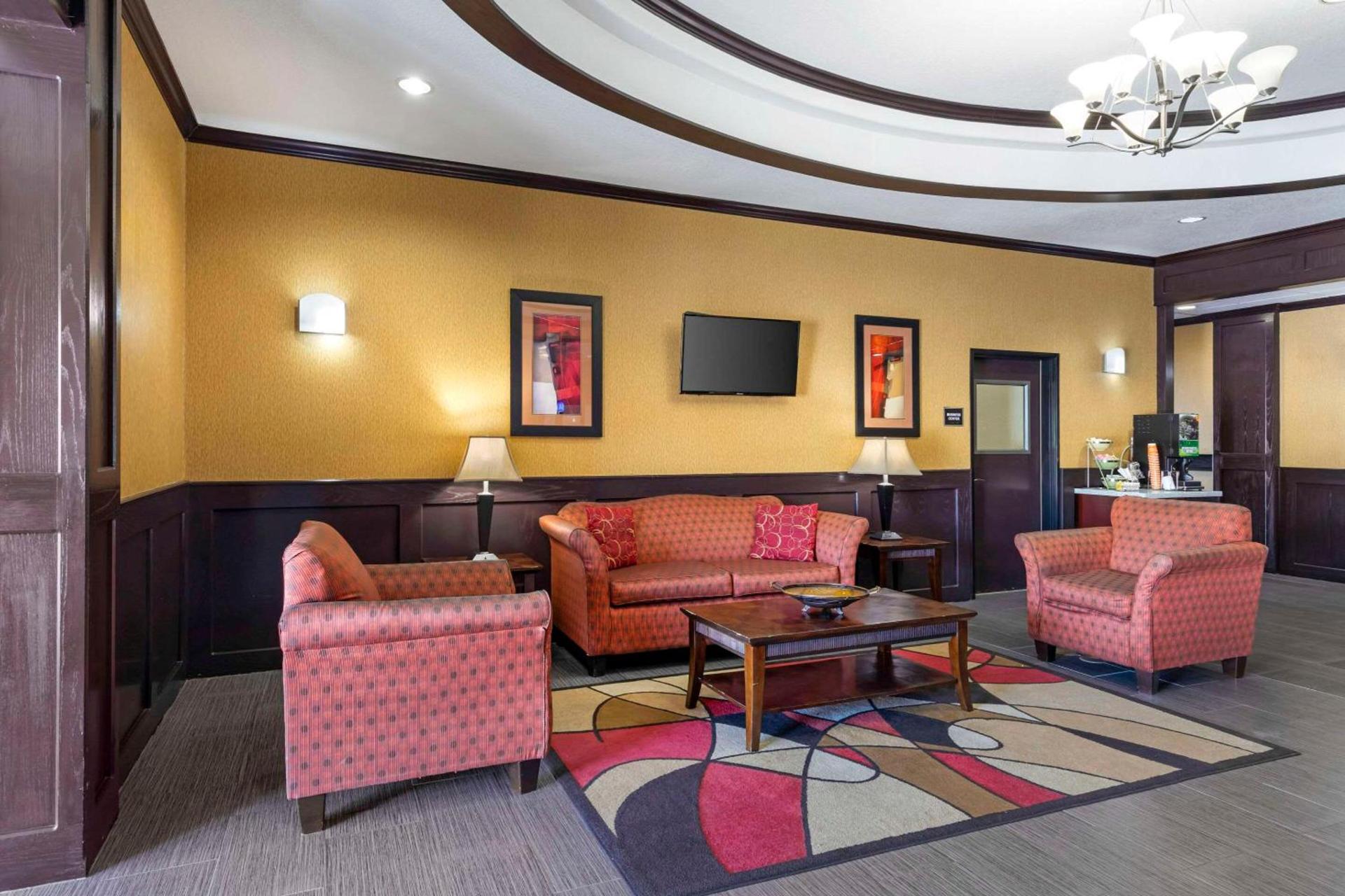 Quality Inn & Suites Groesbeck North photo 4