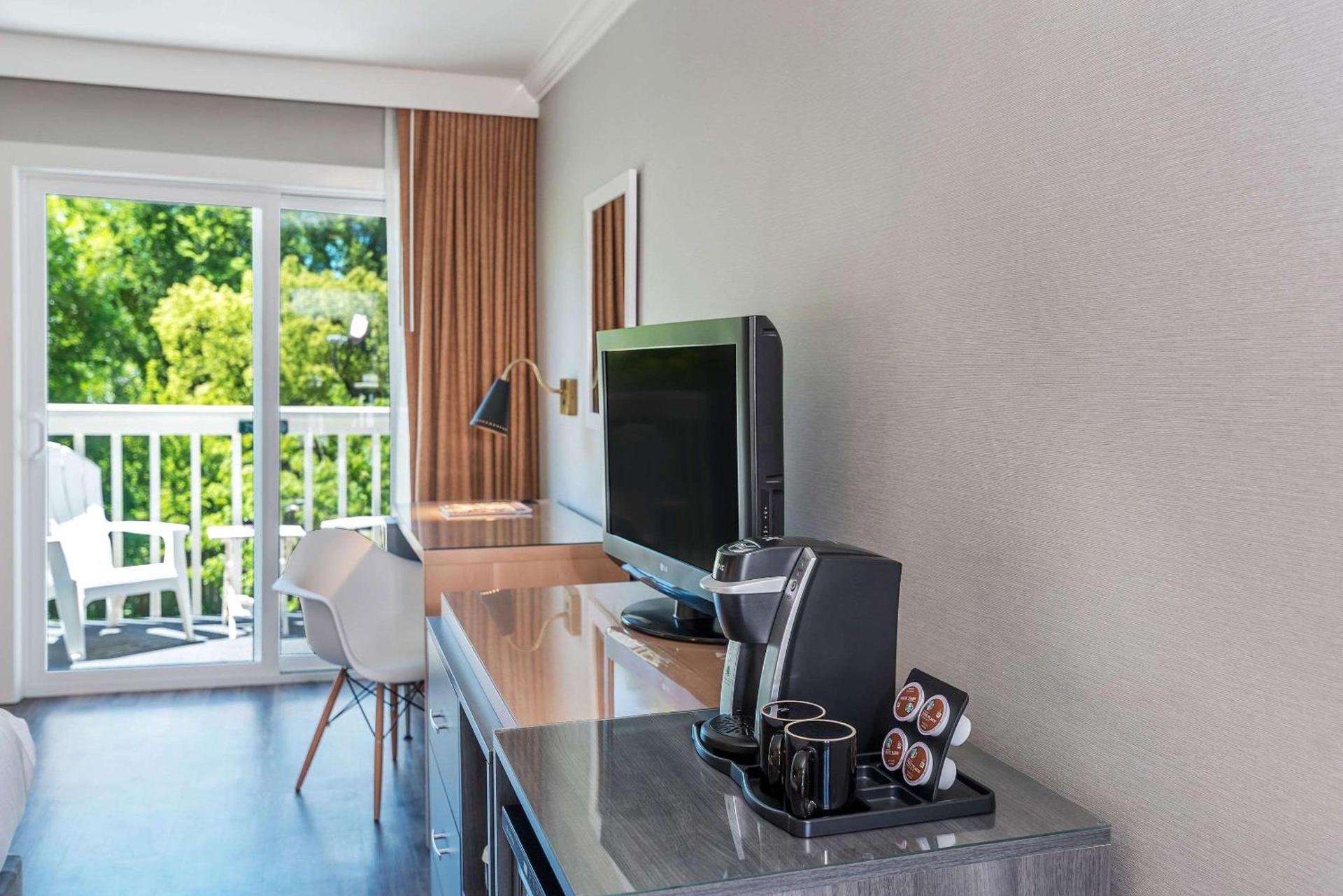UpValley Inn & Hot Springs, an Ascend Collection Hotel photo 9