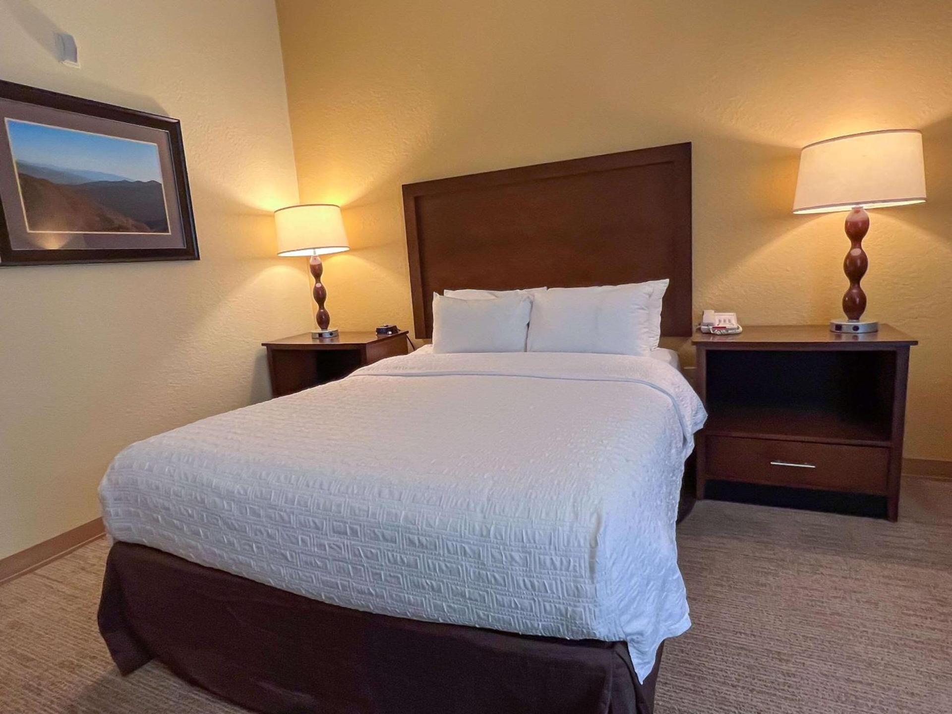 Clarion Pointe Cherokee photo 14