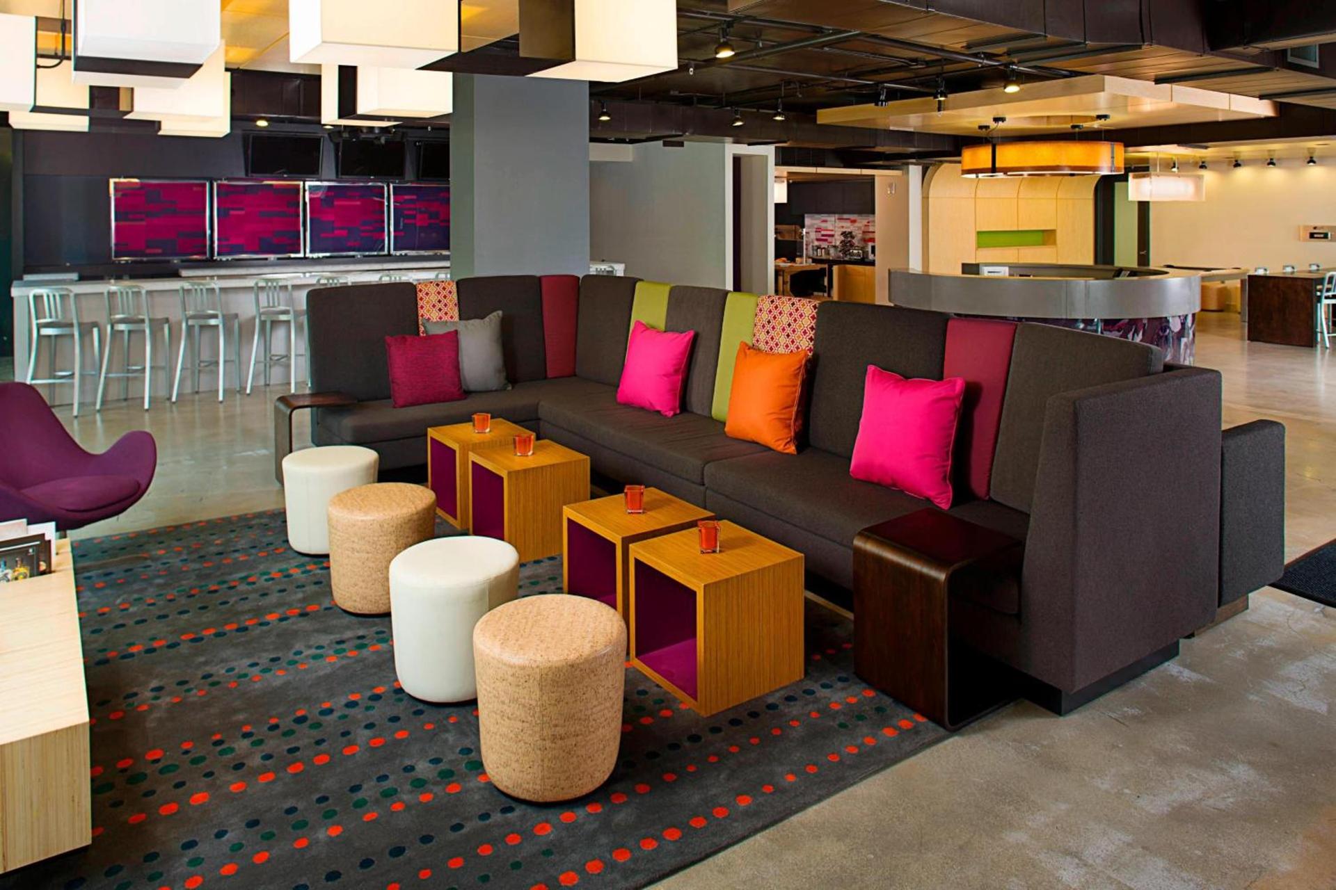 Aloft by Marriott Miami - Brickell photo 2