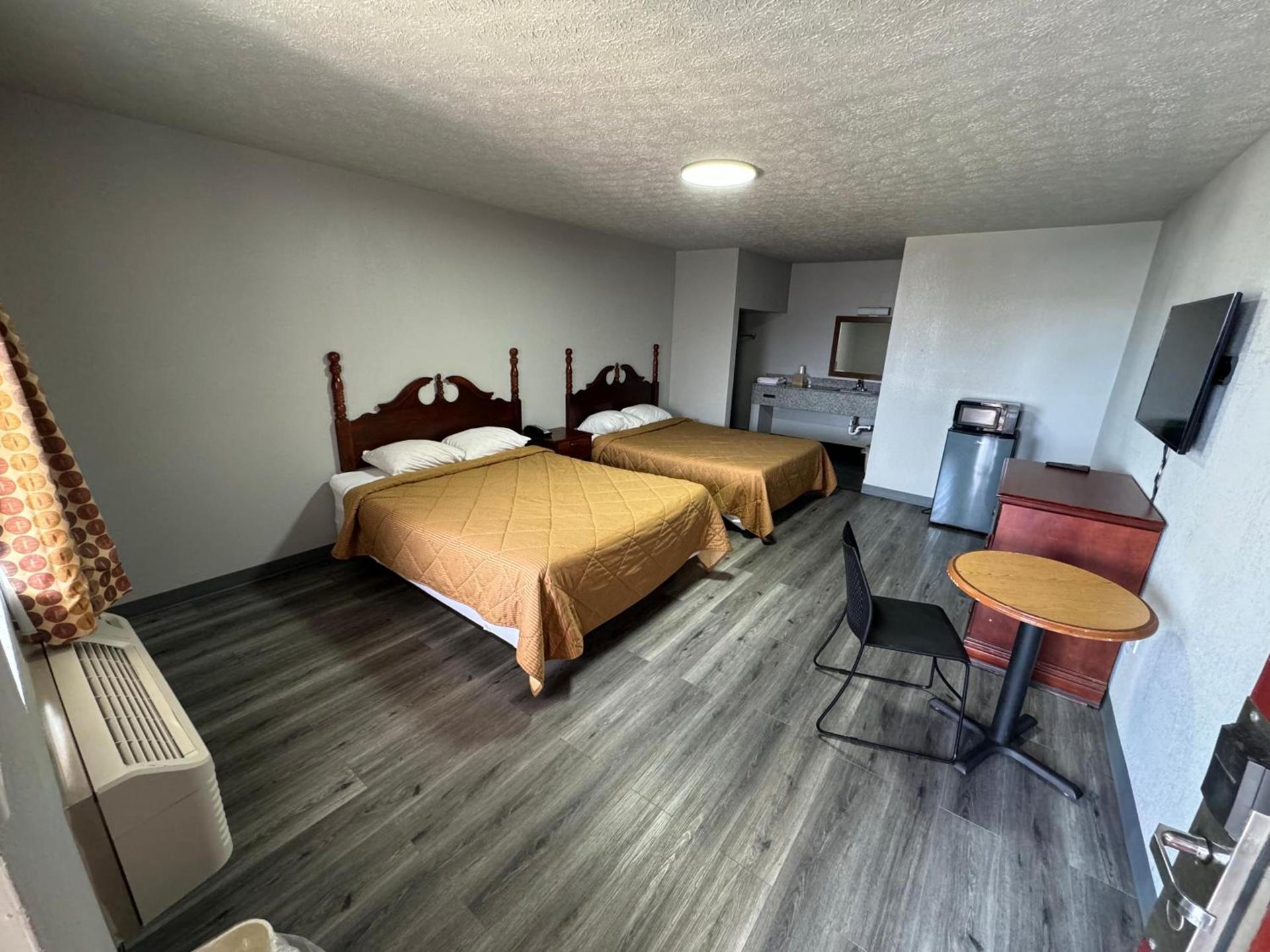 Rodeway Inn Dickson photo 50
