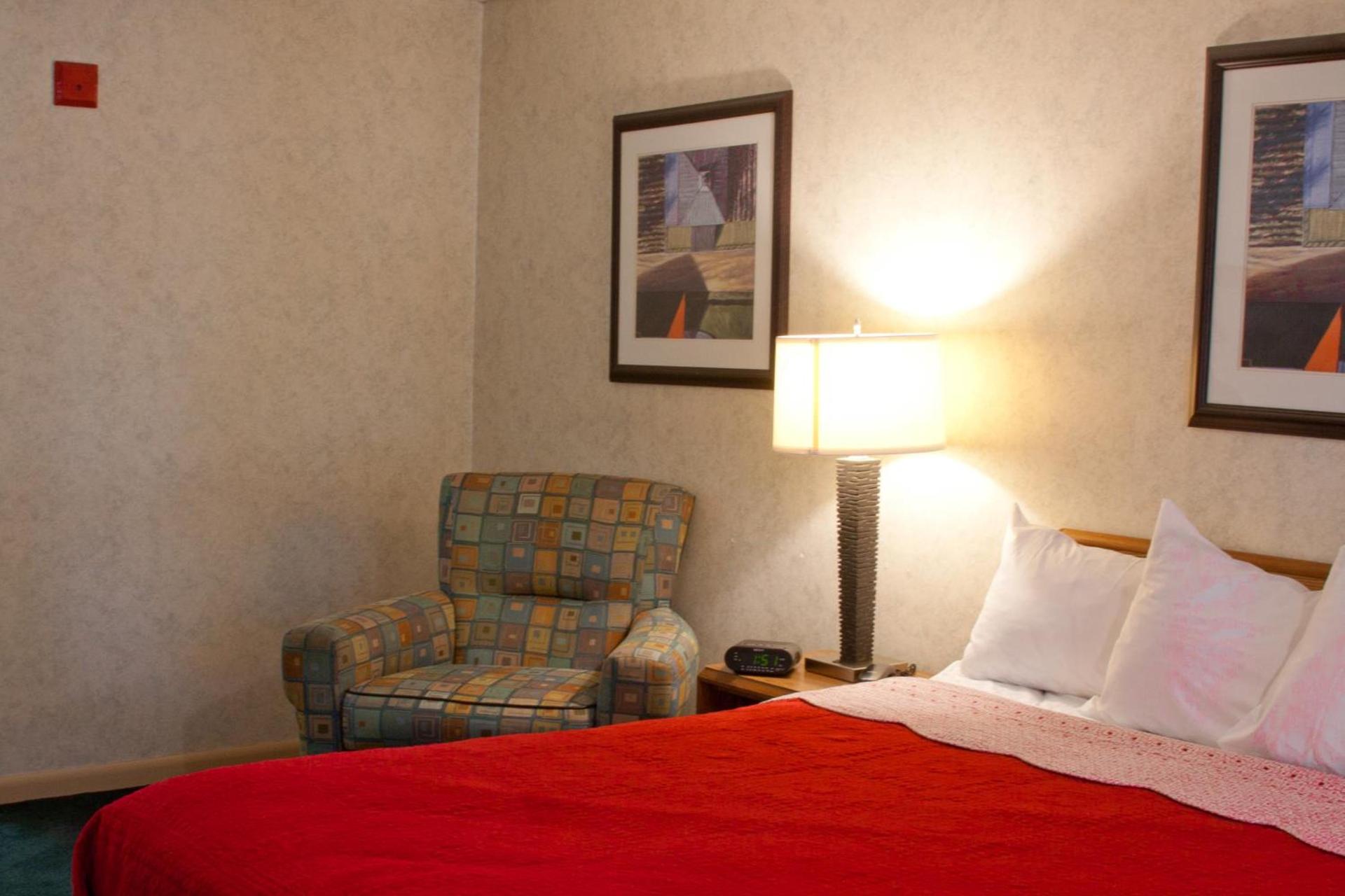 Anchorage Inn Burlington photo 22