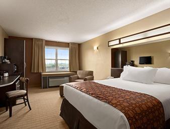 Microtel Inn & Suites By Wyndham Mineral Wells/Parkersburg photo 5