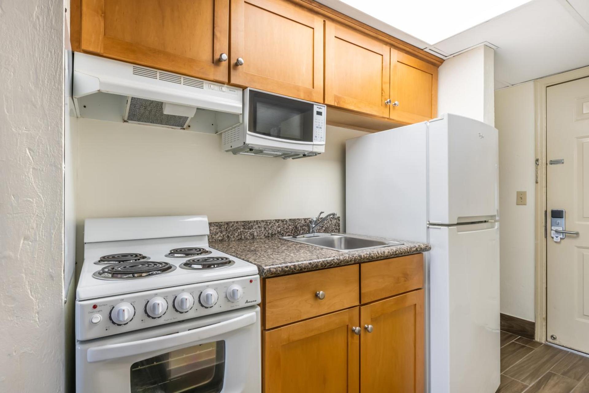 Tropical Winds Resort Hotel photo 54