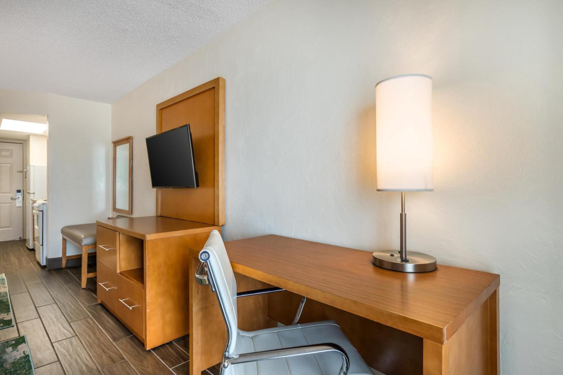 Tropical Winds Resort Hotel photo 60