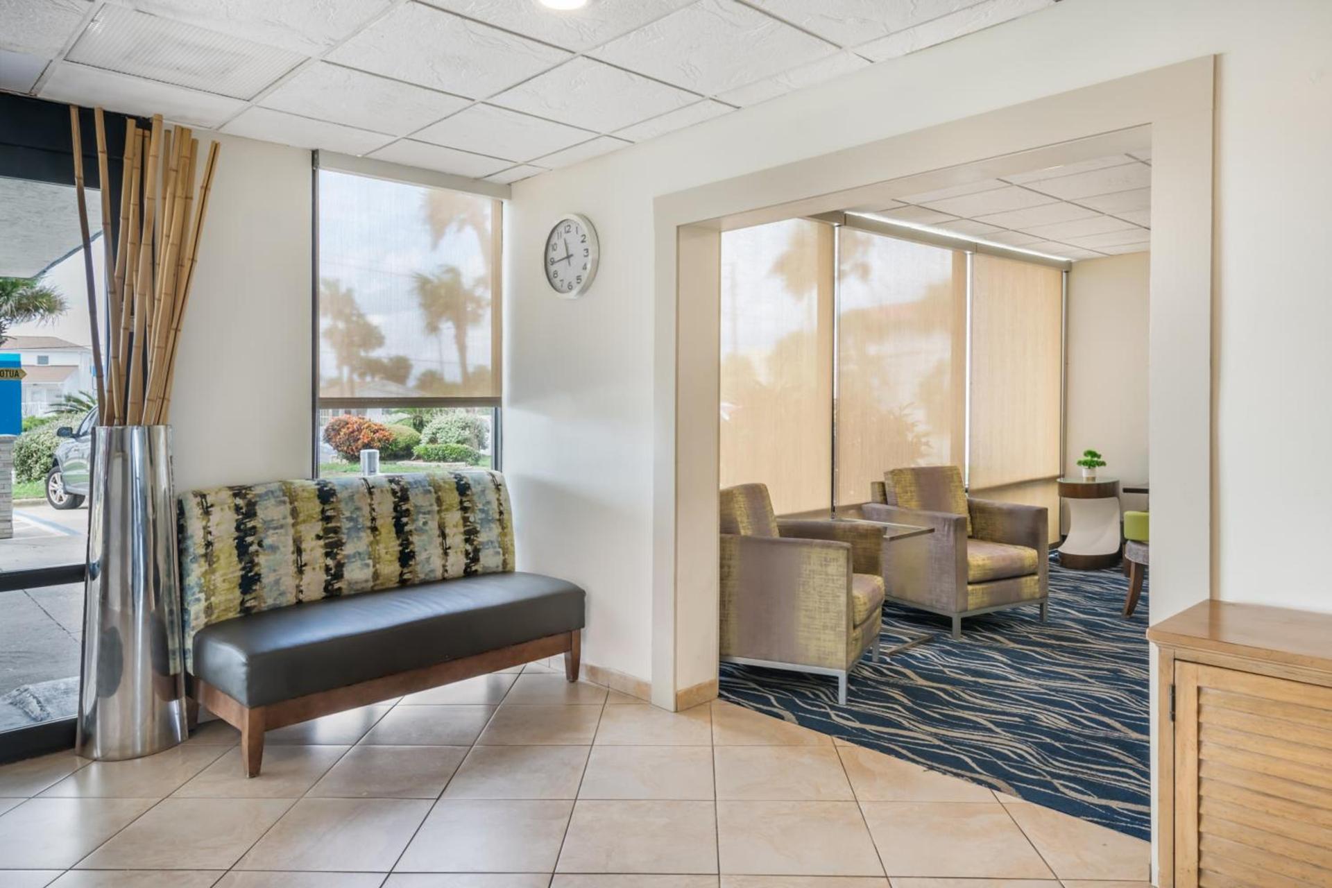 Tropical Winds Resort Hotel photo 62