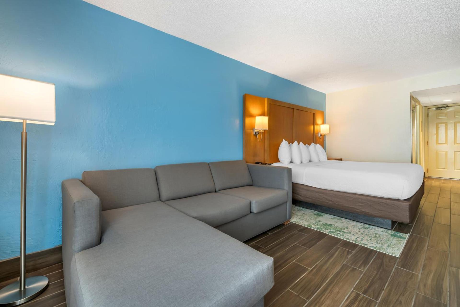 Tropical Winds Resort Hotel photo 70