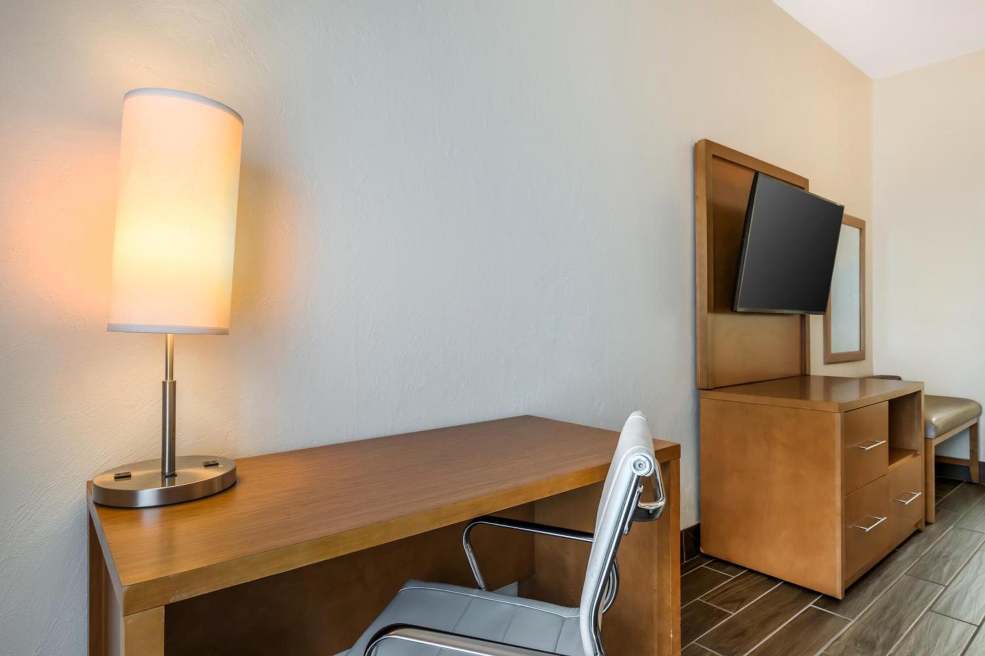 Tropical Winds Resort Hotel photo 75