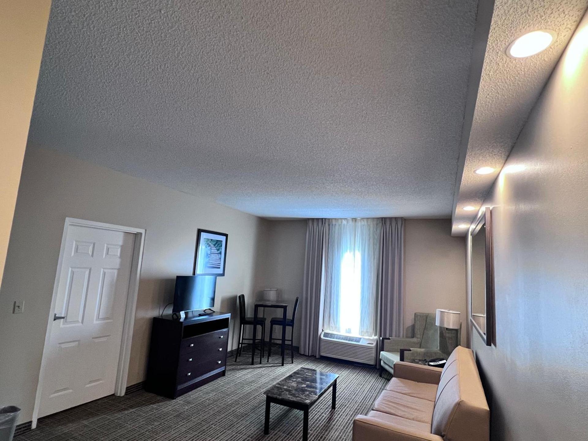 Quality Inn Palm Bay - Melbourne I-95 photo 12