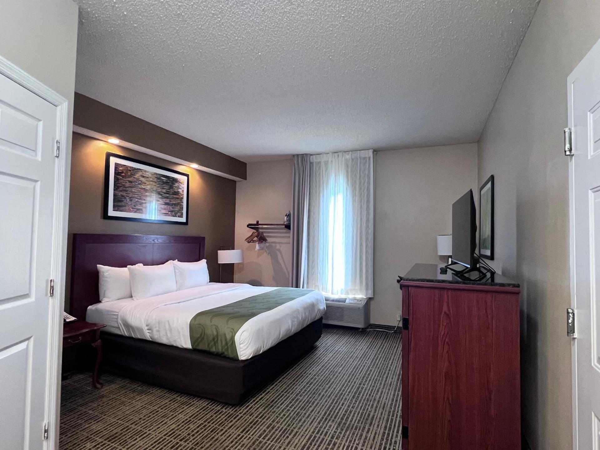 Quality Inn Palm Bay - Melbourne I-95 photo 10