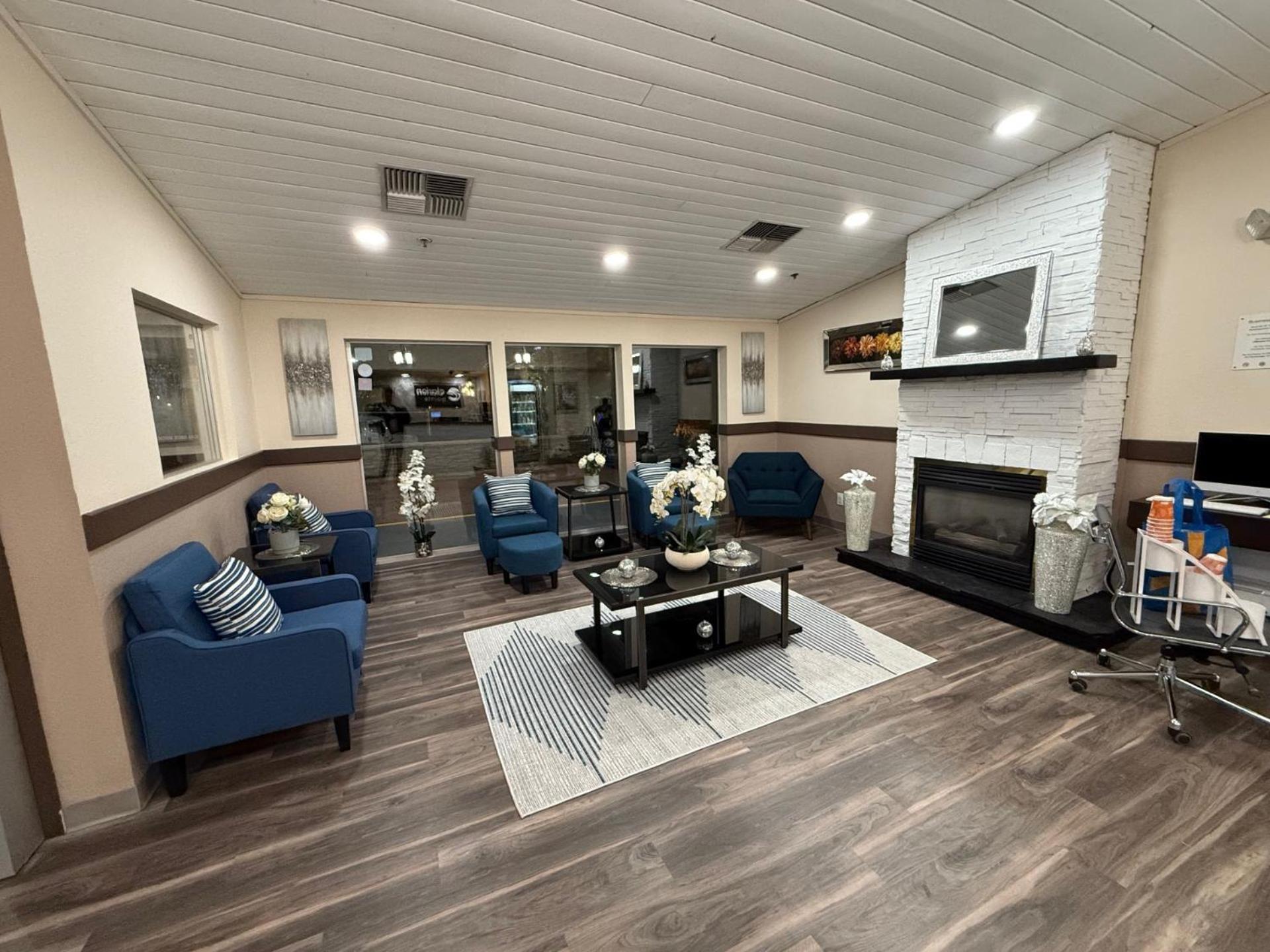 Clarion Pointe Wenatchee photo 72