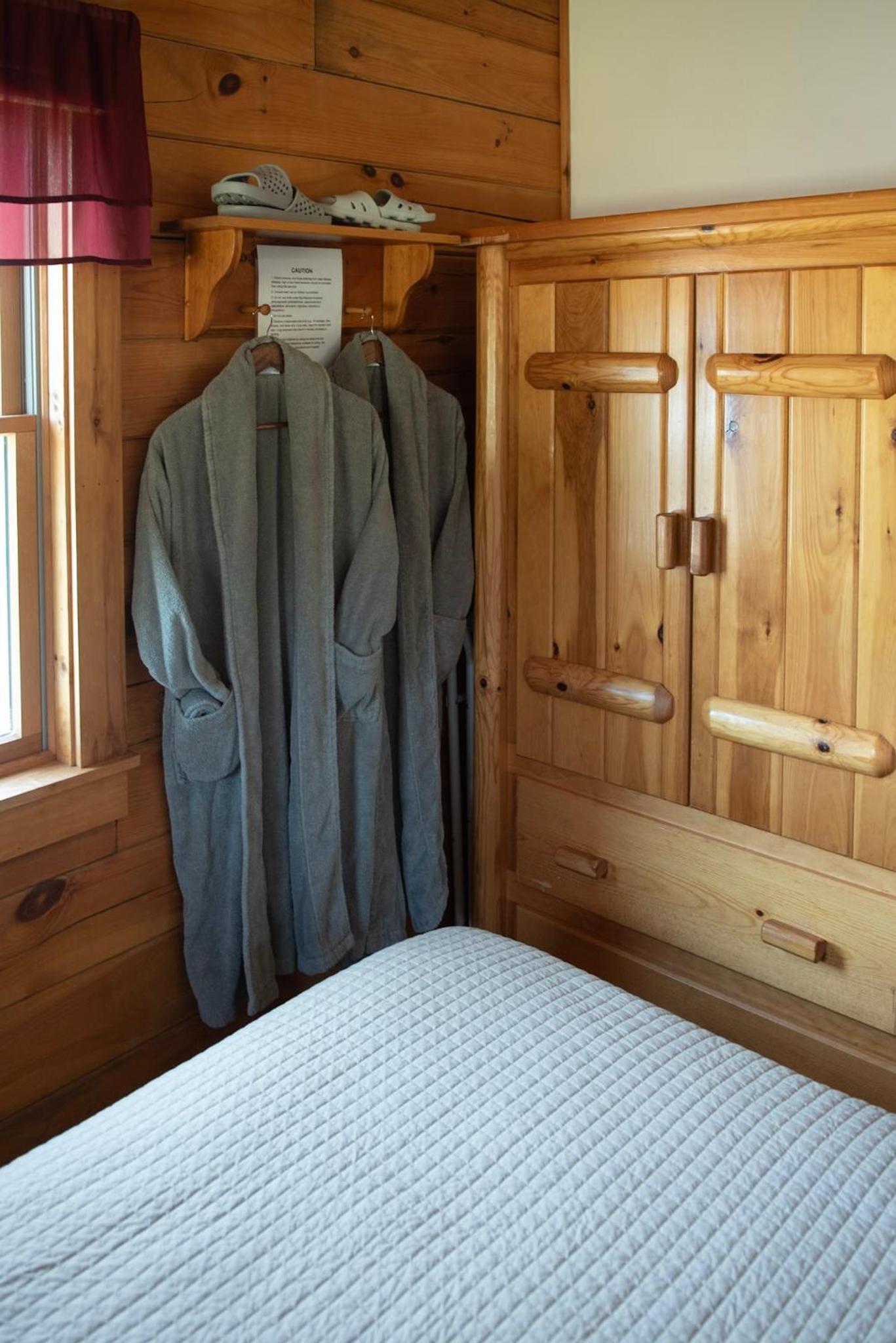 Mill Creek Cabins photo 15