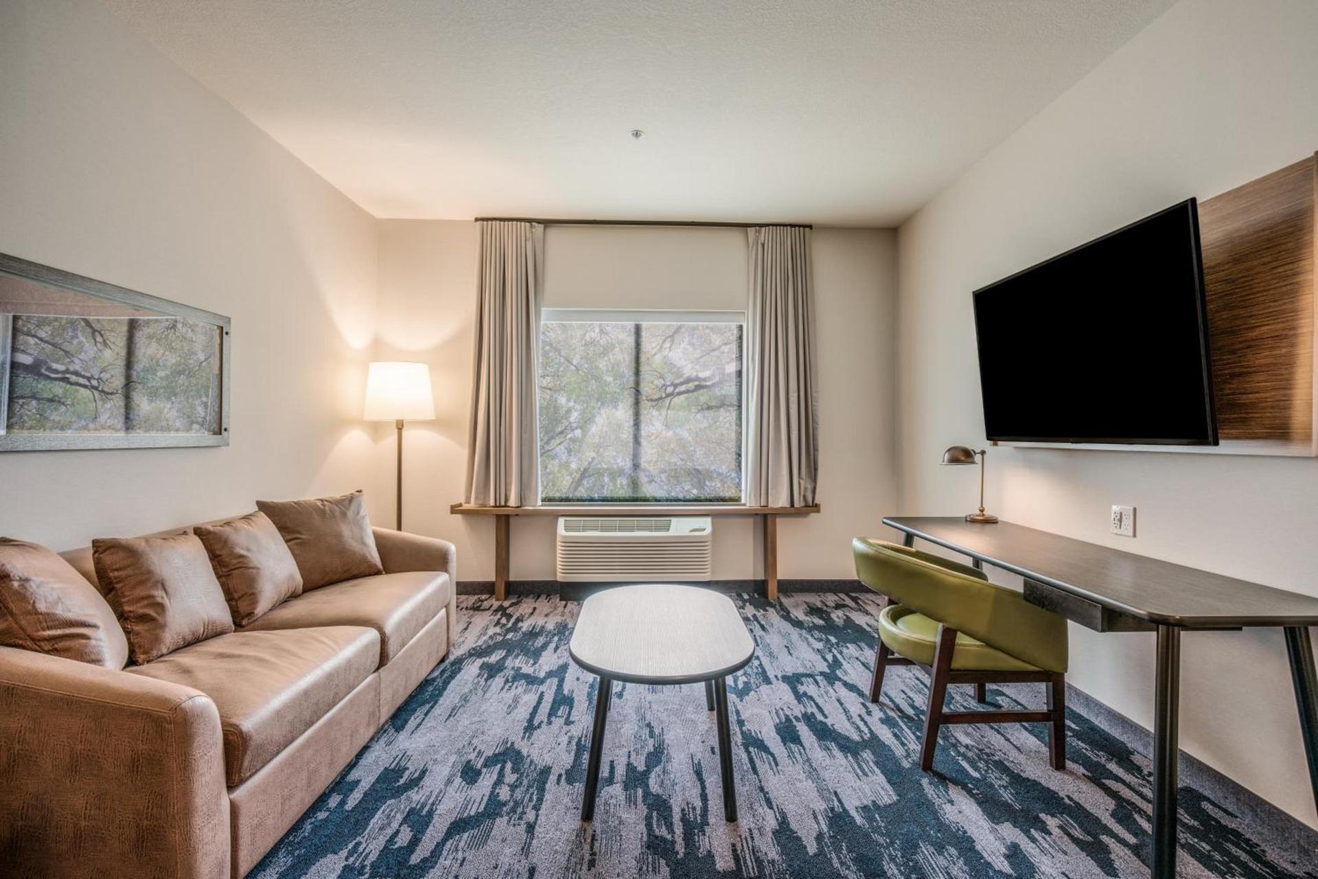 Holiday Inn Express & Suites Platteville by IHG photo 34