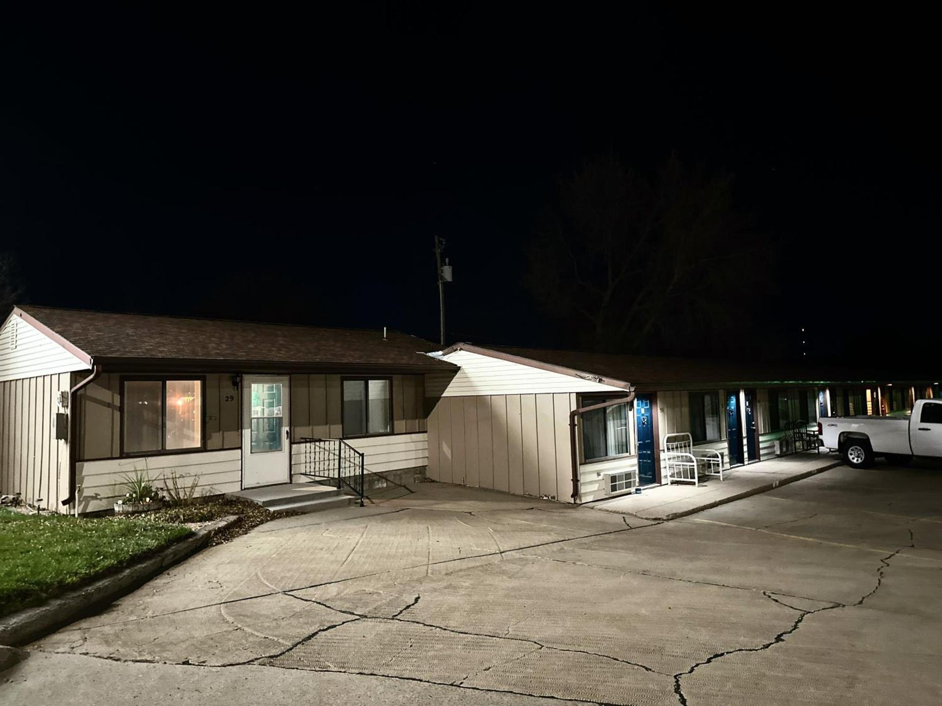 Westerner Motel photo 17