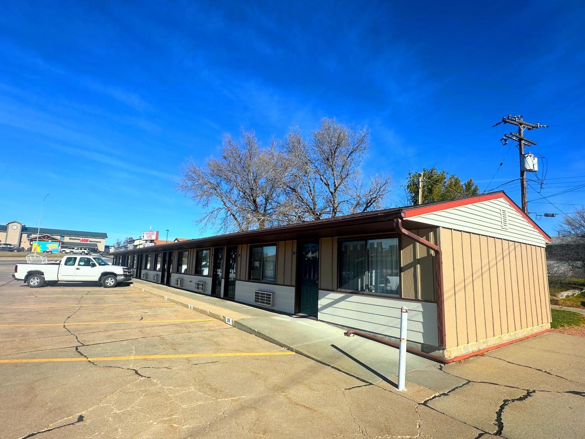 Westerner Motel photo 32