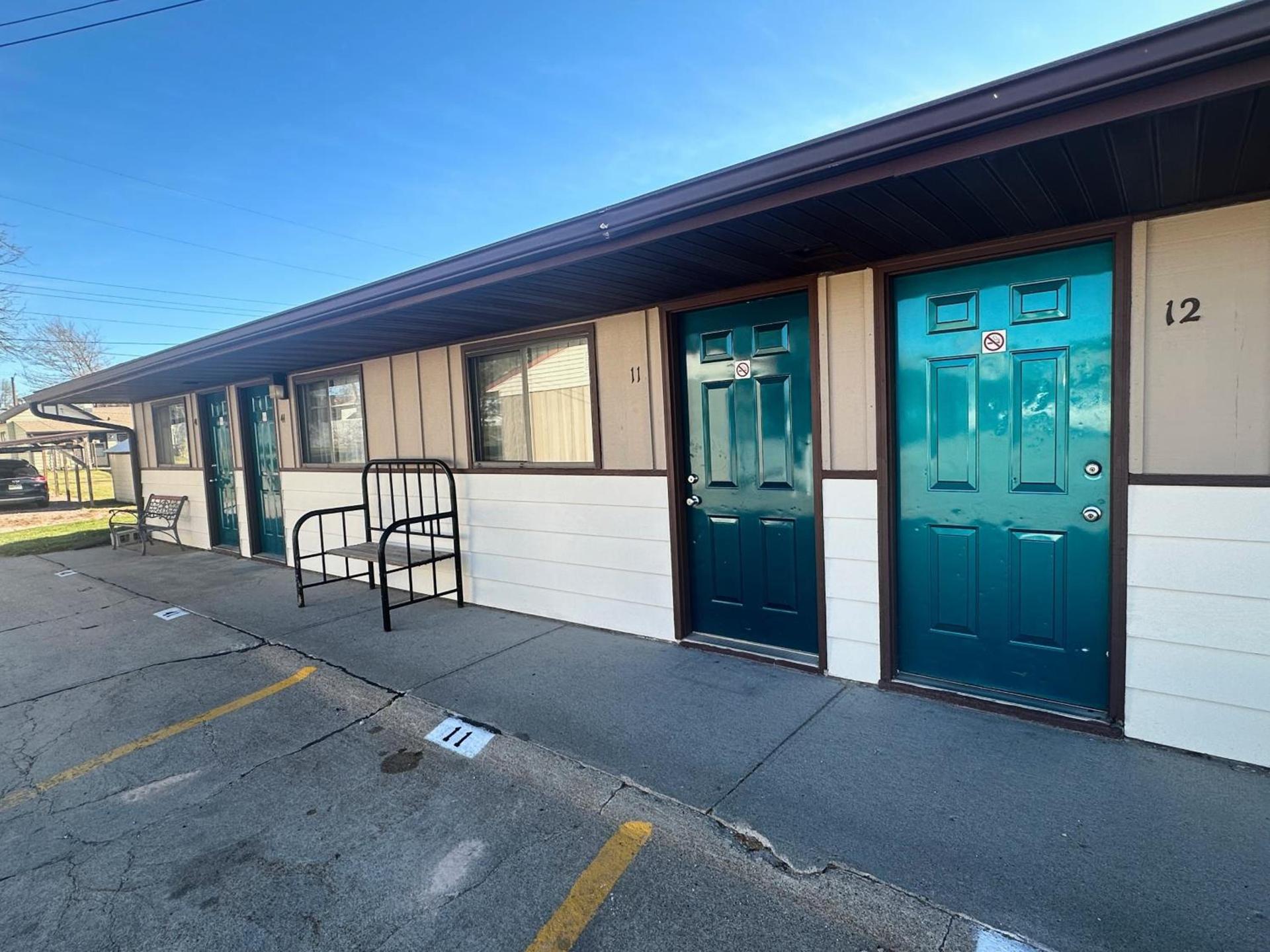 Westerner Motel photo 43