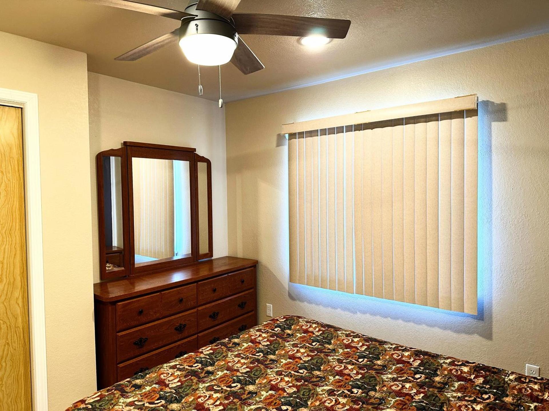 Westerner Motel photo 49
