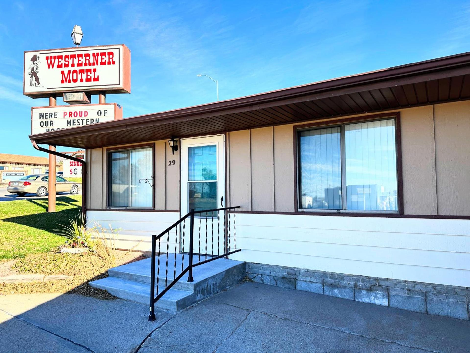 Westerner Motel photo 52