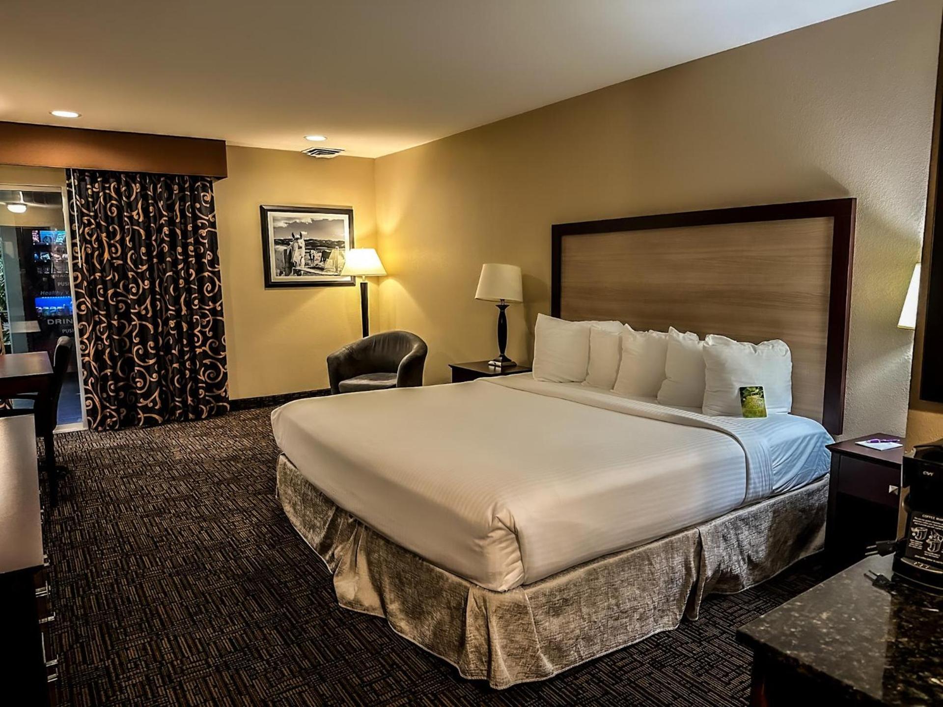 Heritage Inn photo 20