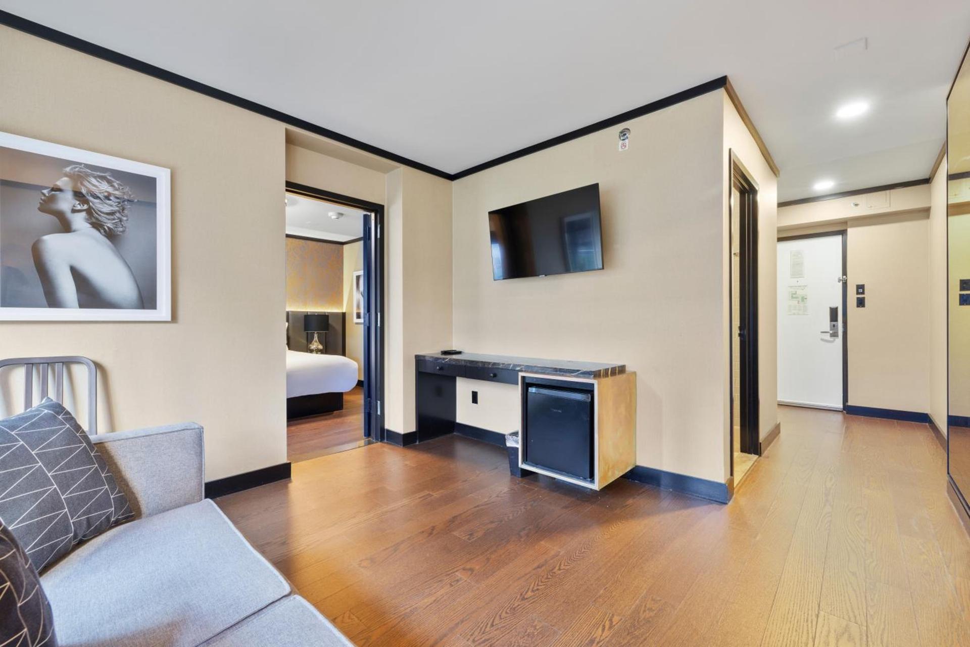 Hudson Yards Hotel photo 80