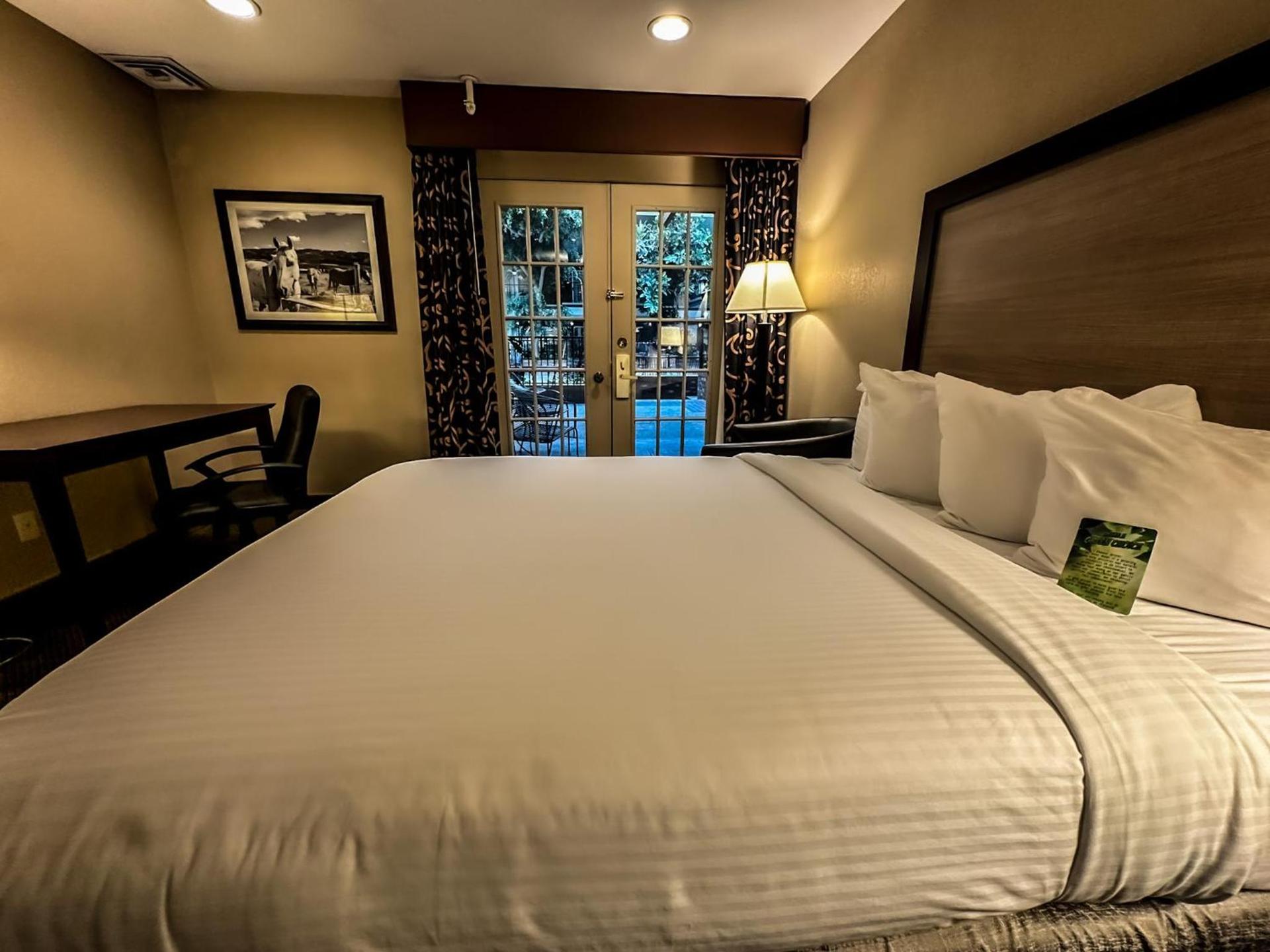 Heritage Inn photo 30