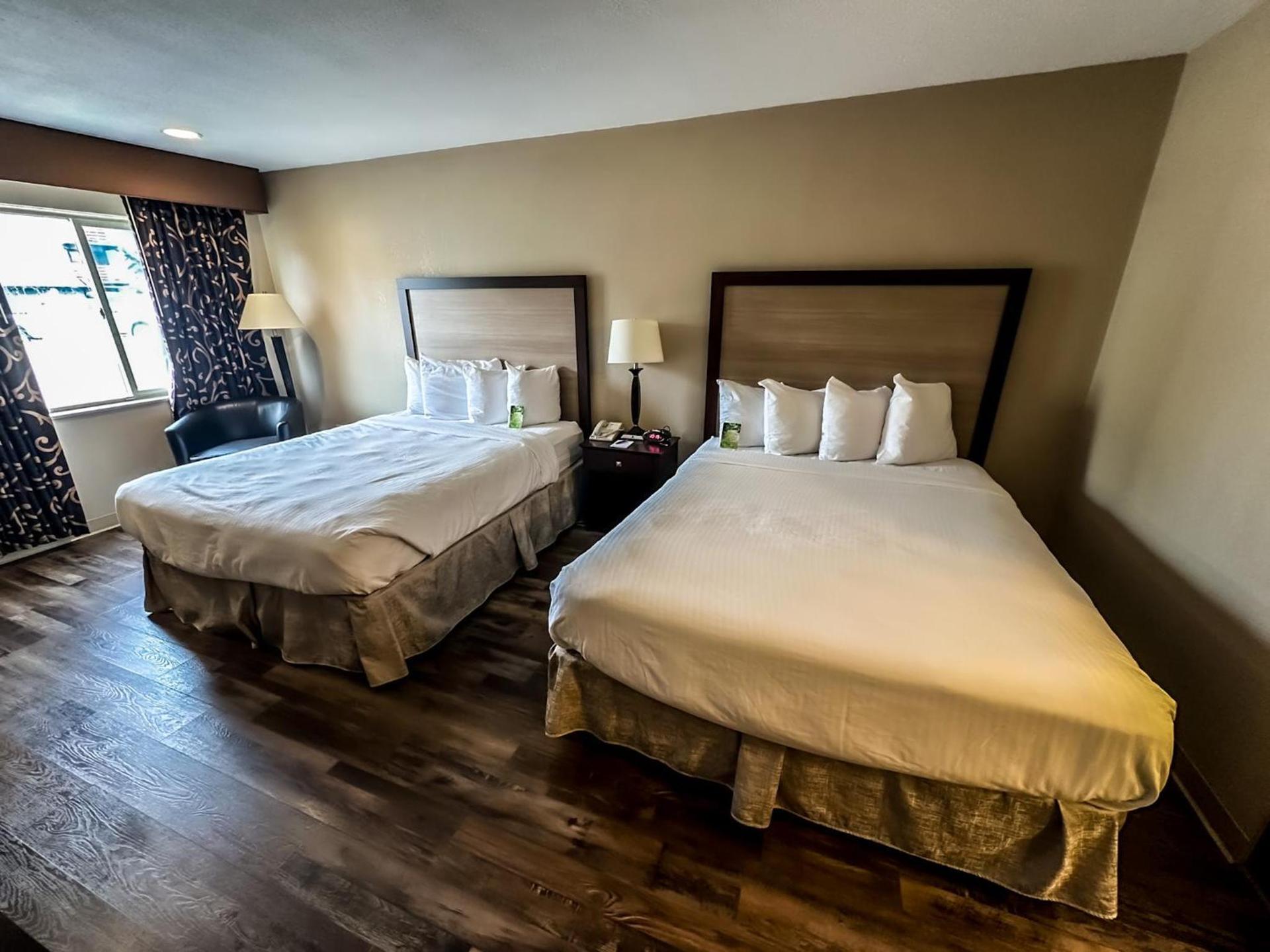 Heritage Inn photo 33