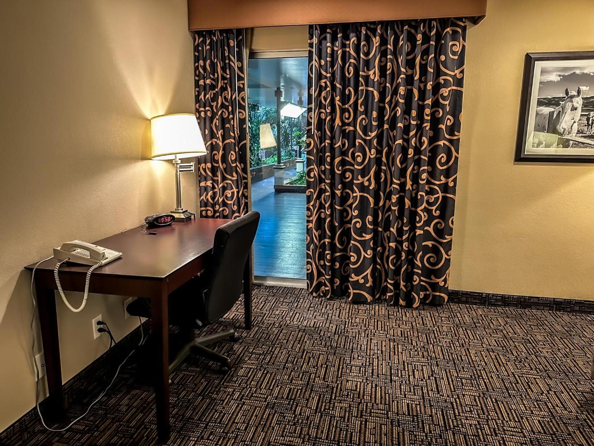 Heritage Inn photo 38